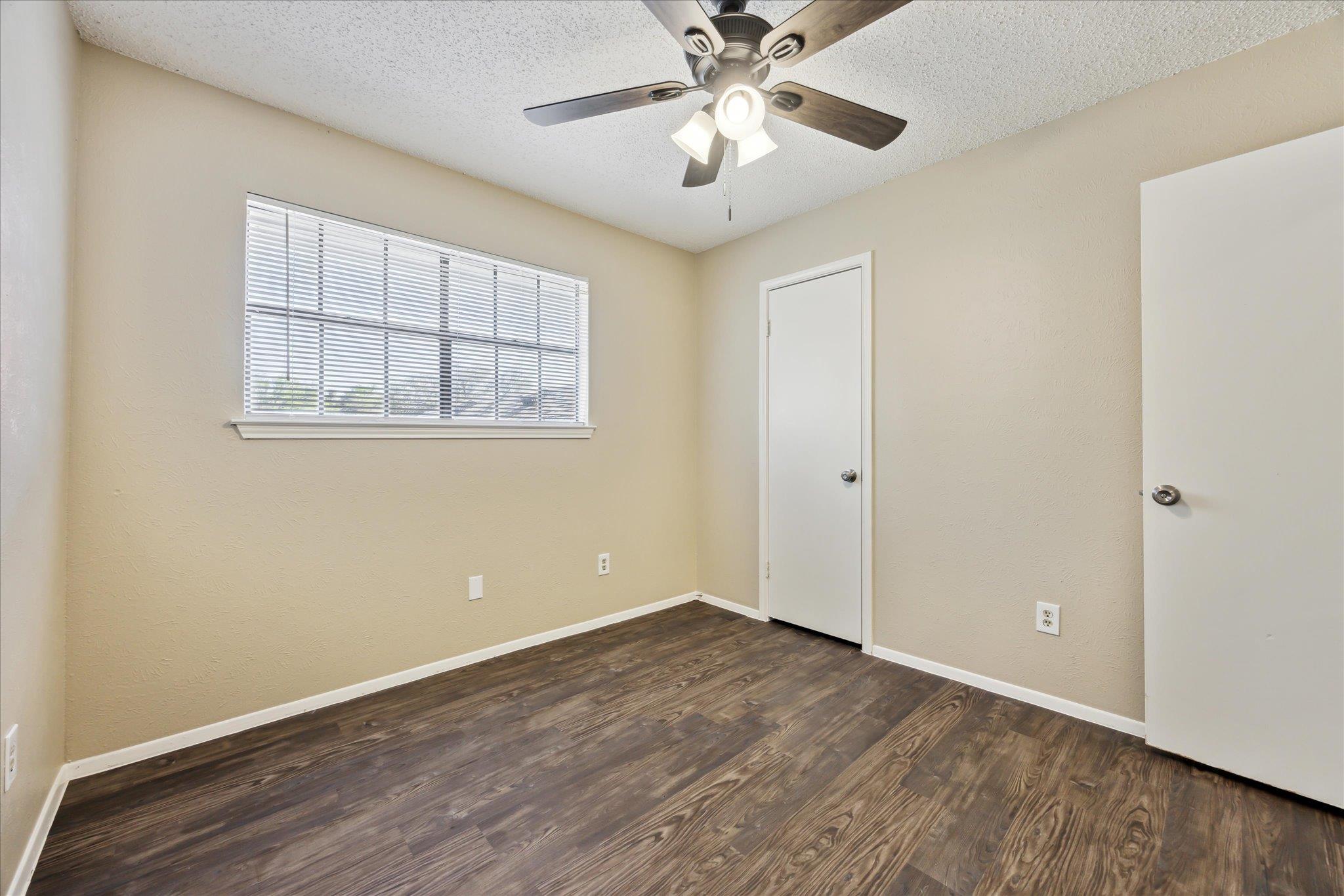 710 Rollingway Dr # B, Round Rock, TX 78681