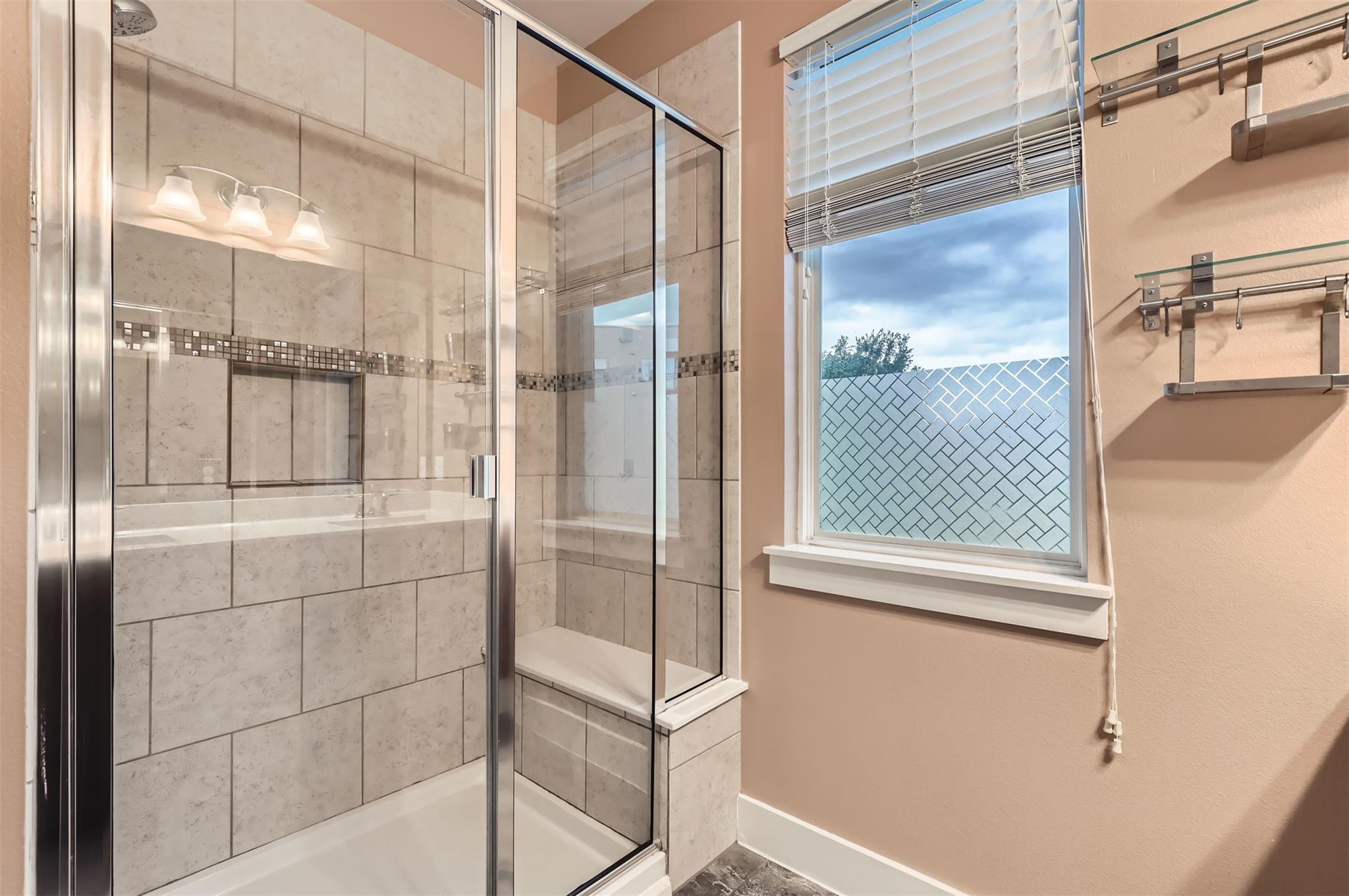 7324 Easy Wind Dr, Austin, TX 78757