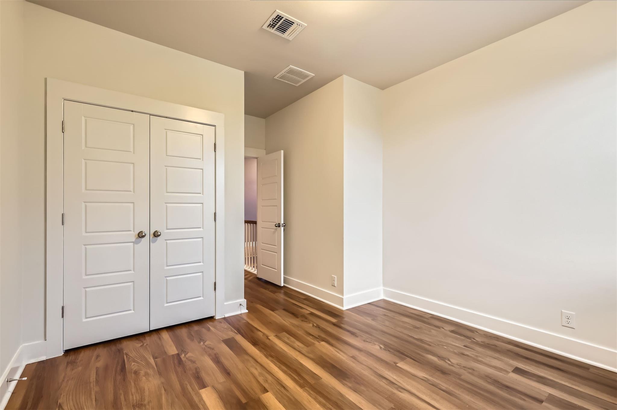 7324 Easy Wind Dr, Austin, TX 78757