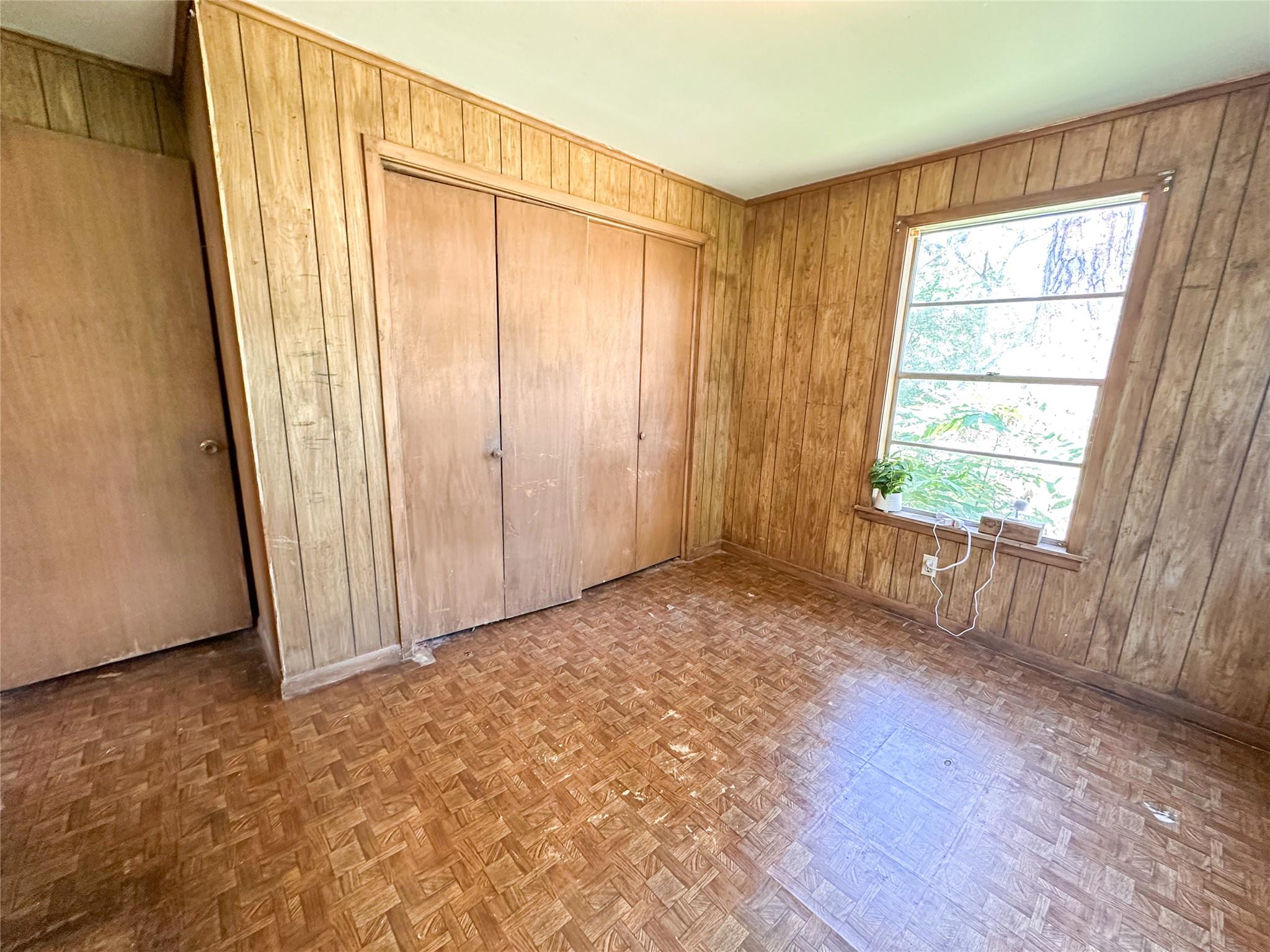 407 4th Ave, Smithville, TX 78957