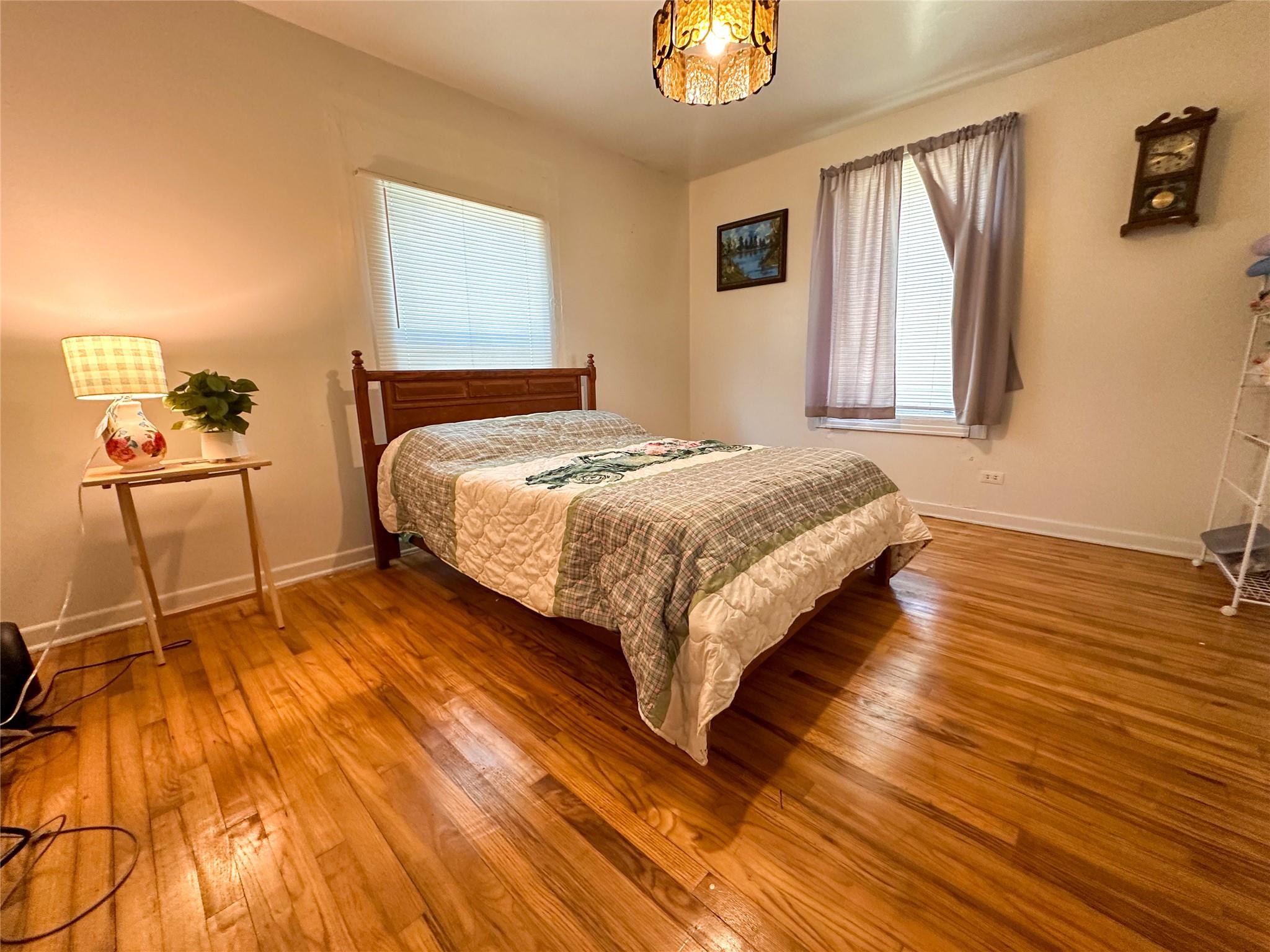 407 4th Ave, Smithville, TX 78957