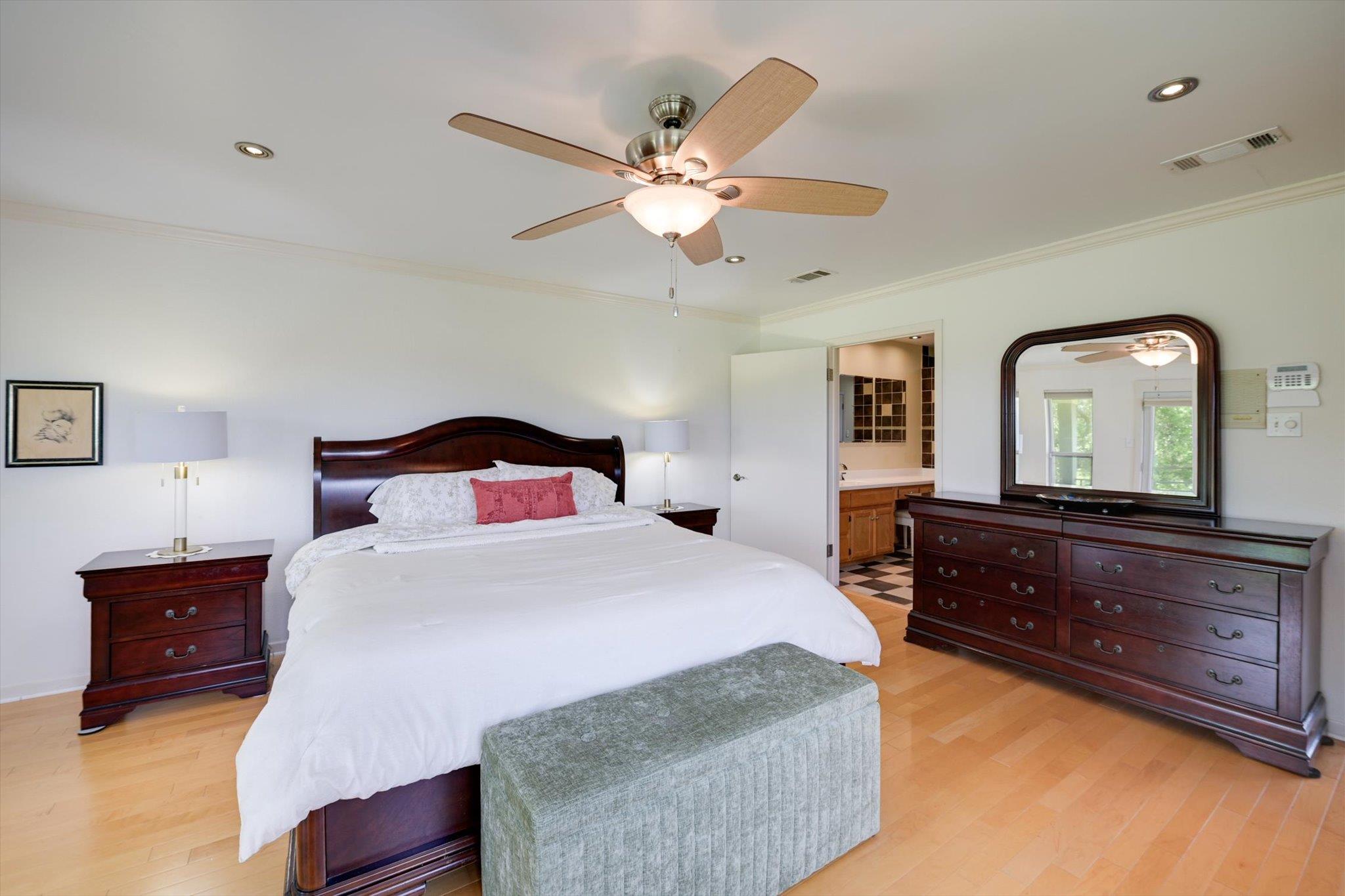 5731 Misty Hill Cv, Austin, TX 78759