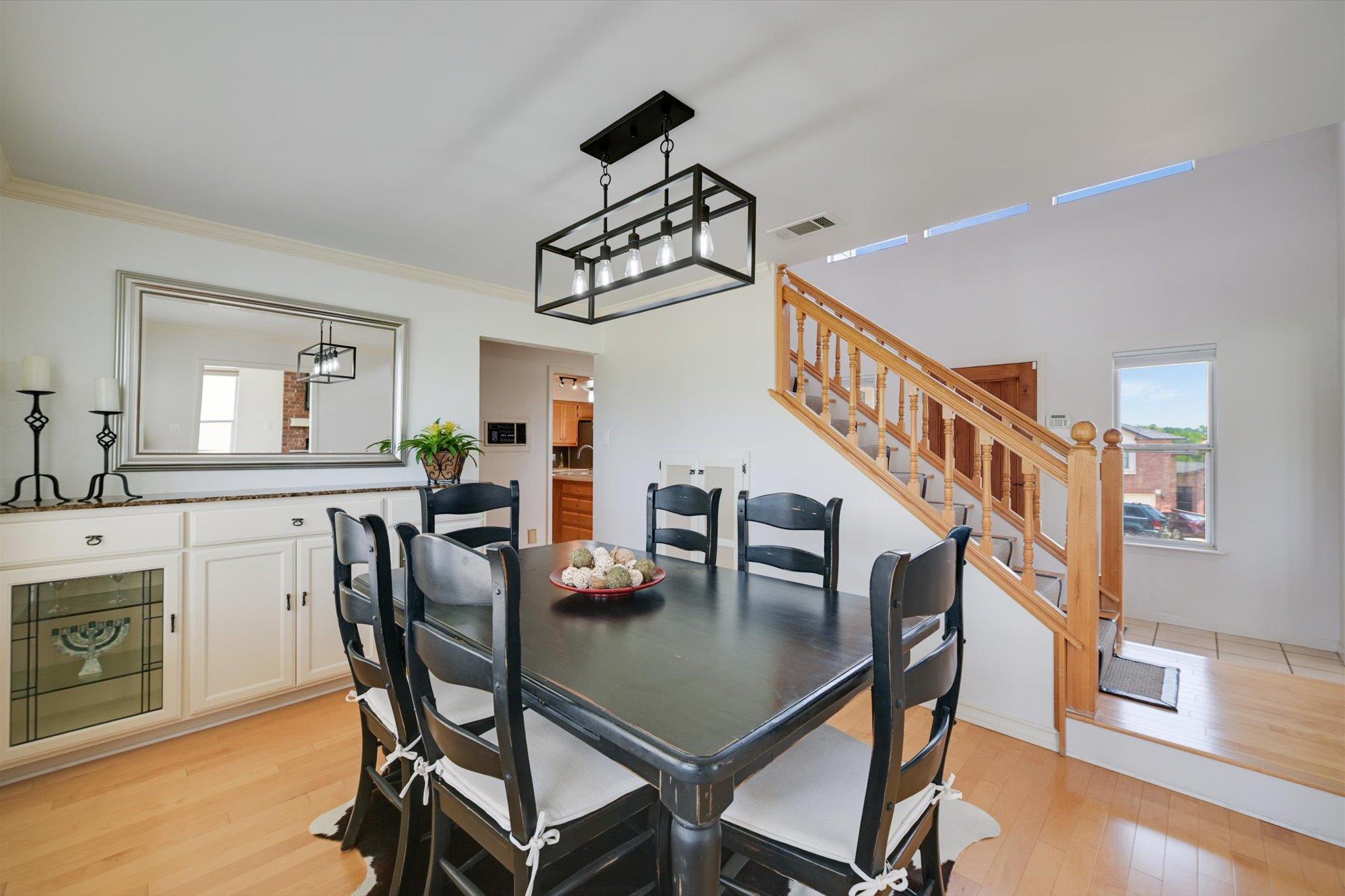5731 Misty Hill Cv, Austin, TX 78759