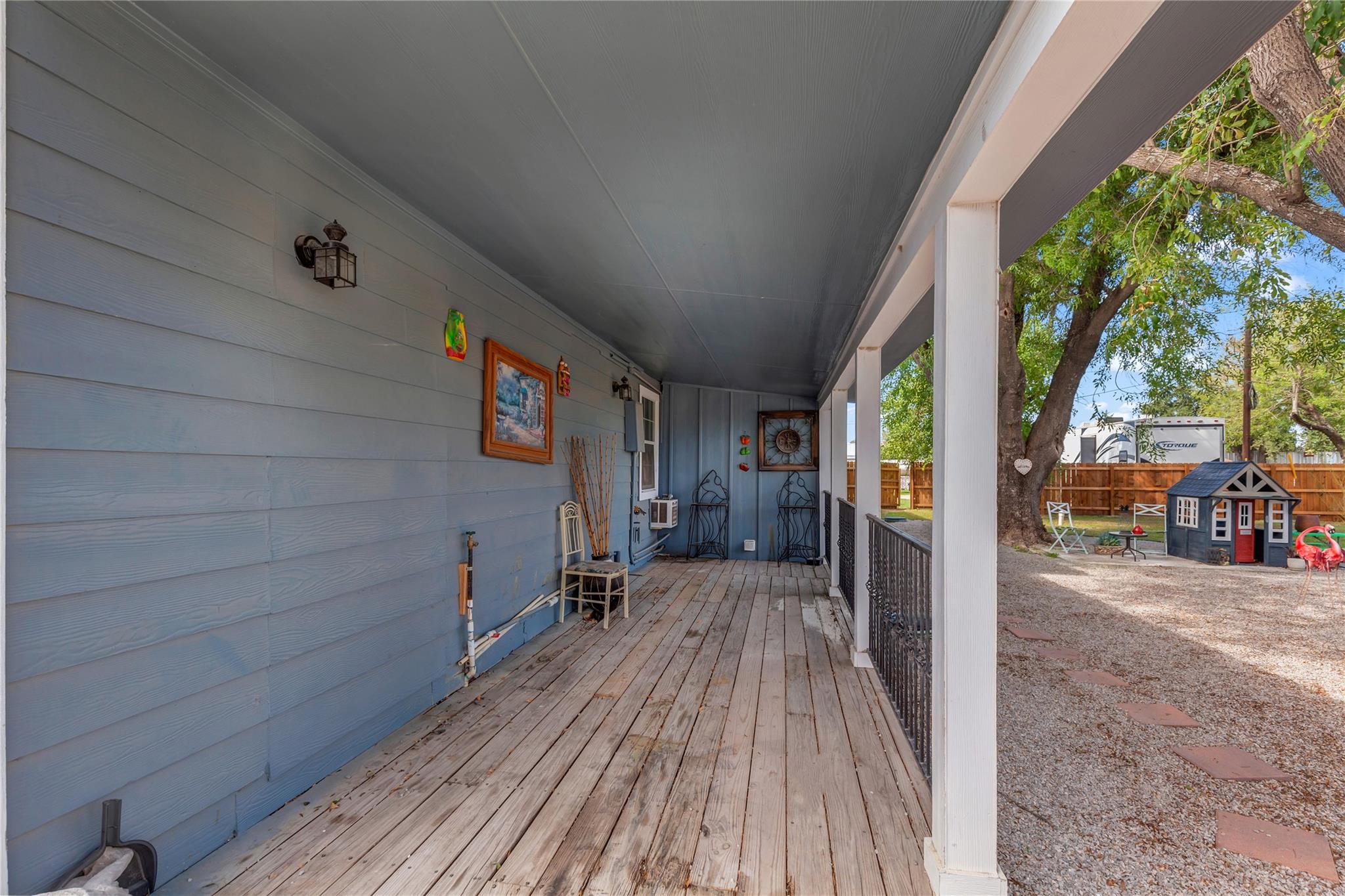 5053 Highway 71 E # A, Del Valle, TX 78617