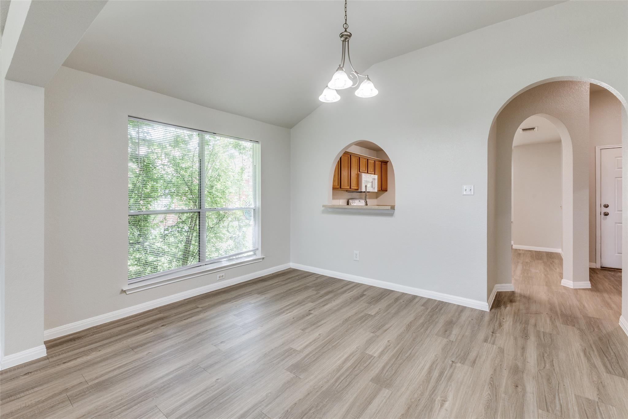 1514 Paint Brush Dr, Lockhart, TX 78644
