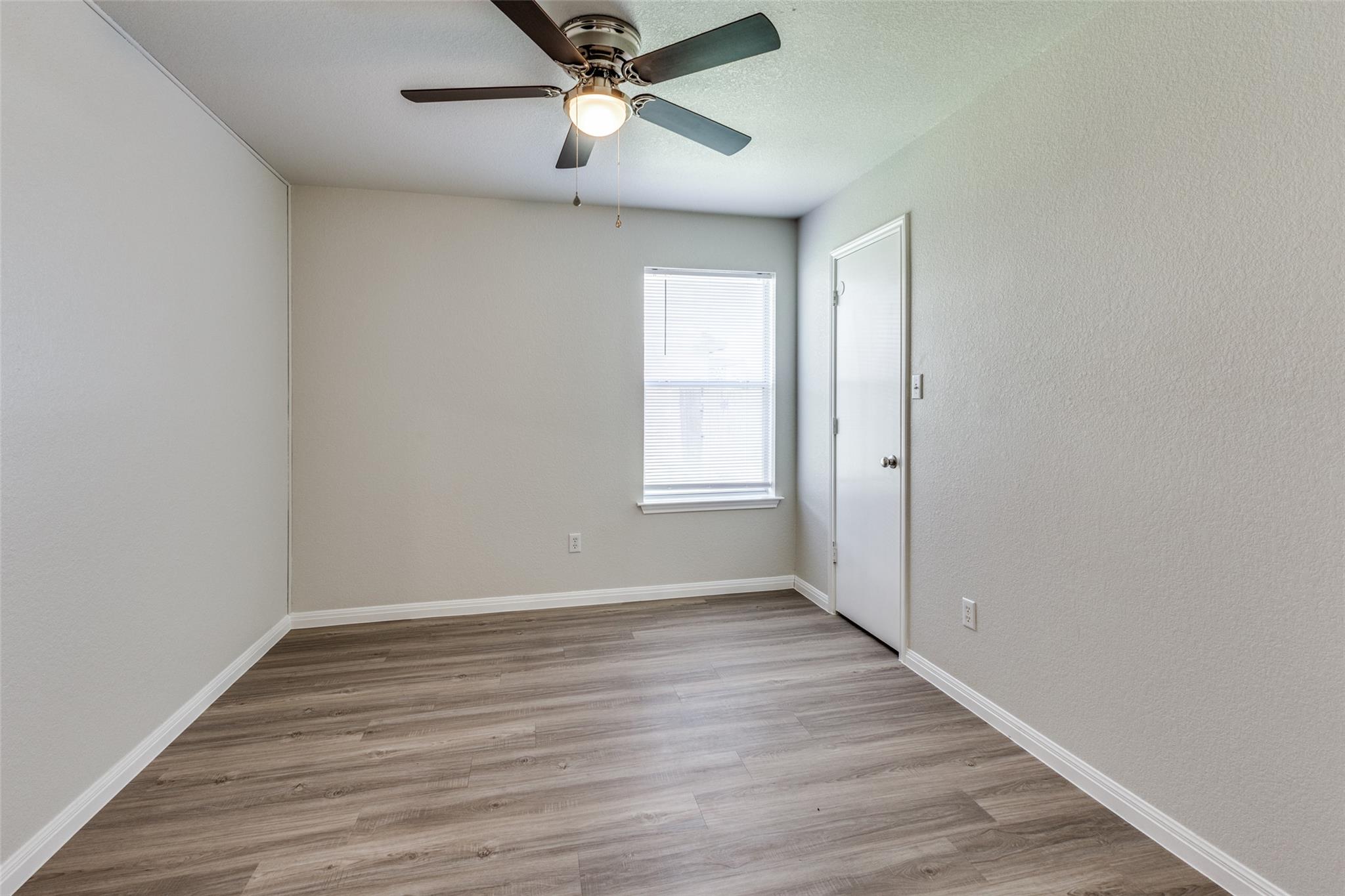 1514 Paint Brush Dr, Lockhart, TX 78644