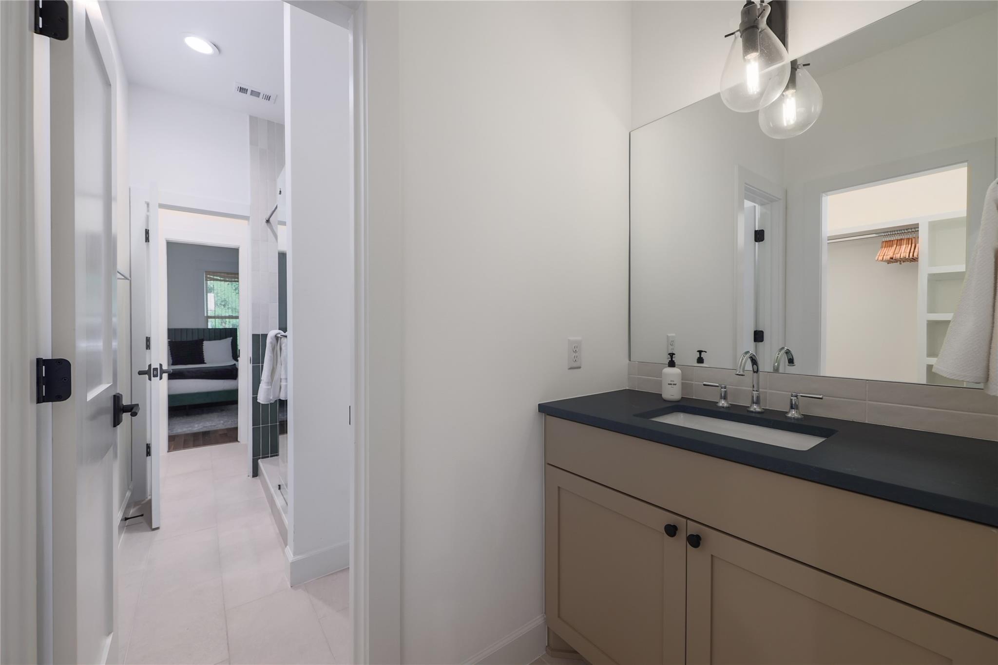 1701 Willow St, Austin, TX 78702