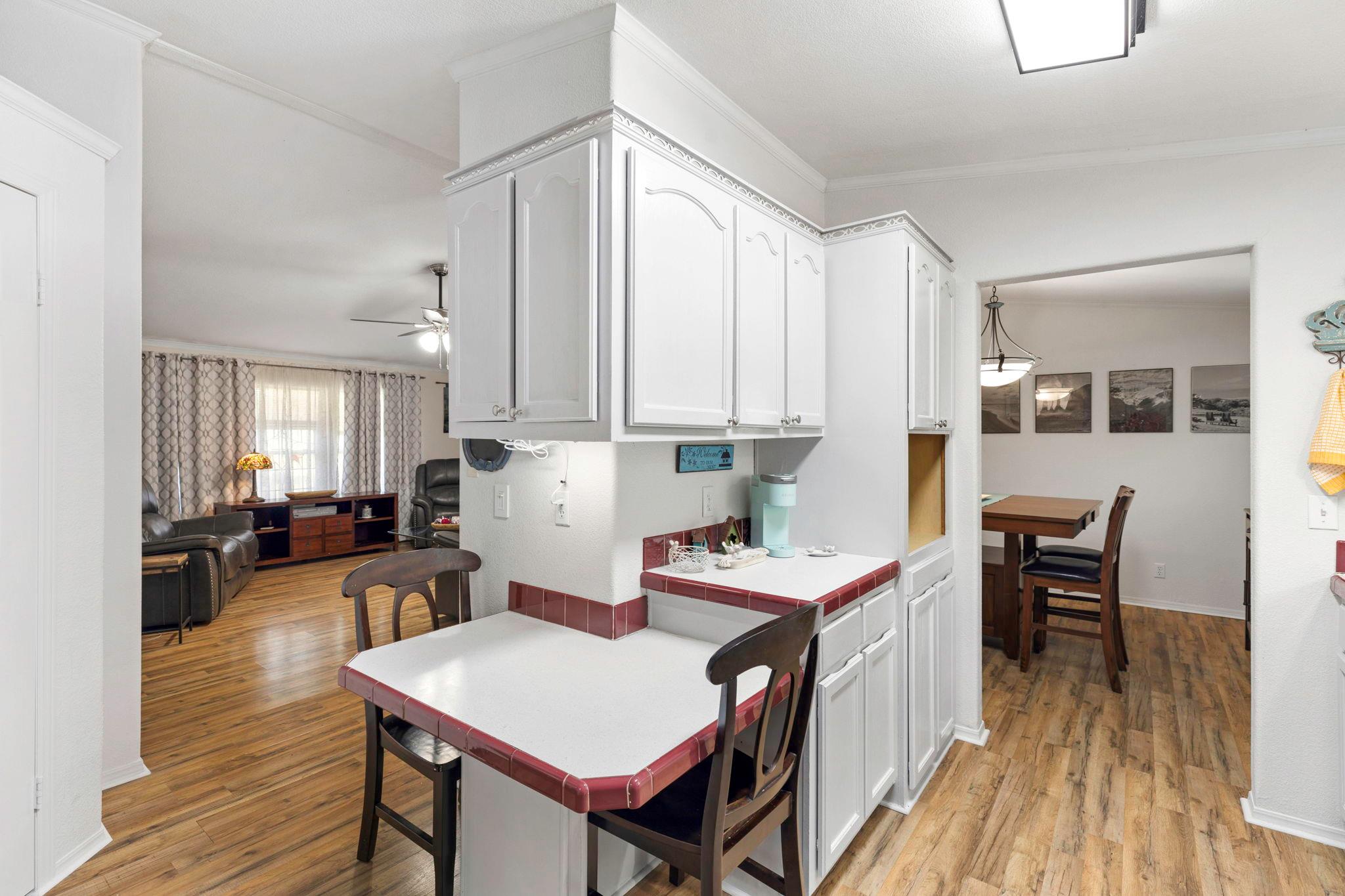 1082 Black Ankle Rd, Lockhart, TX 78644