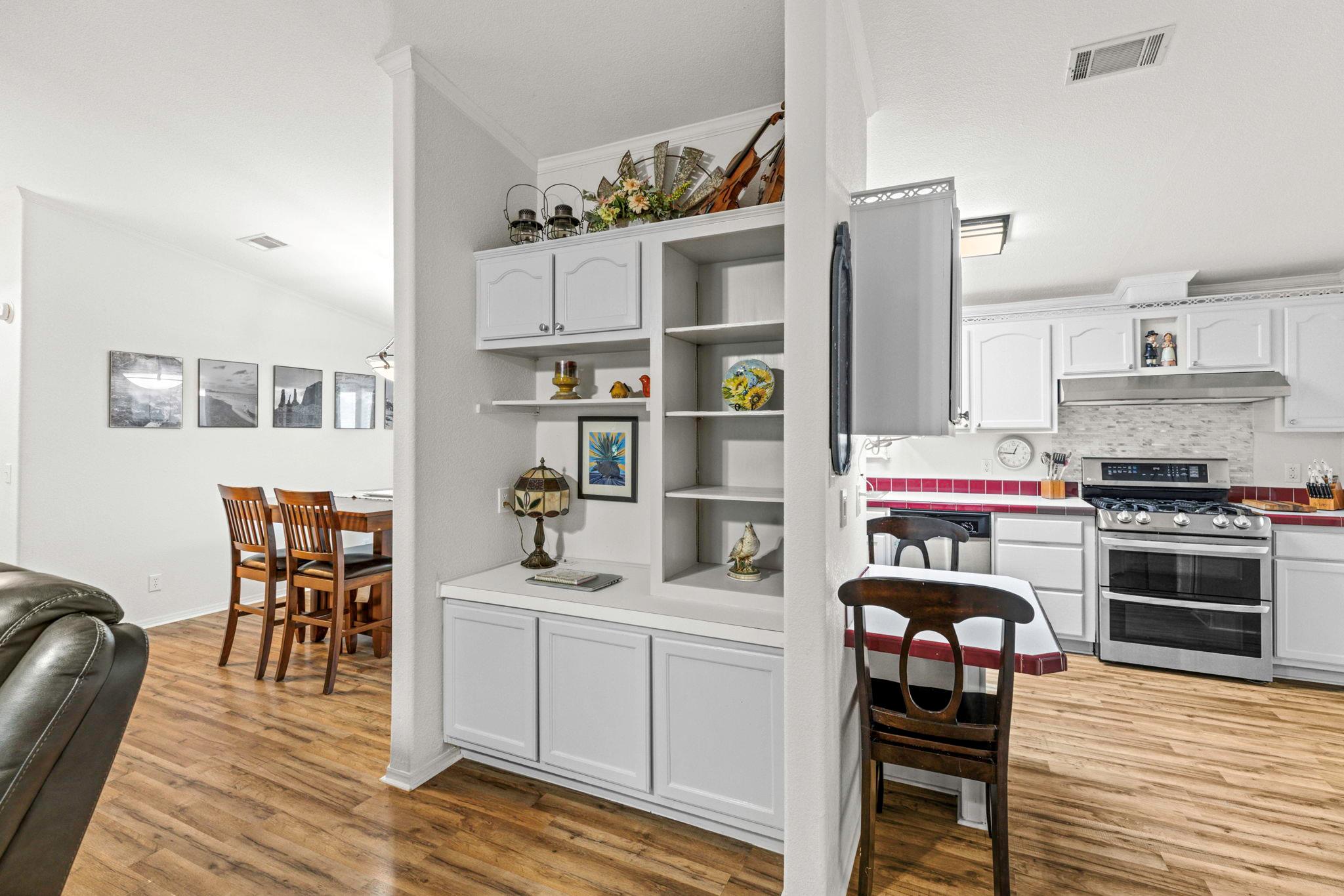 1082 Black Ankle Rd, Lockhart, TX 78644