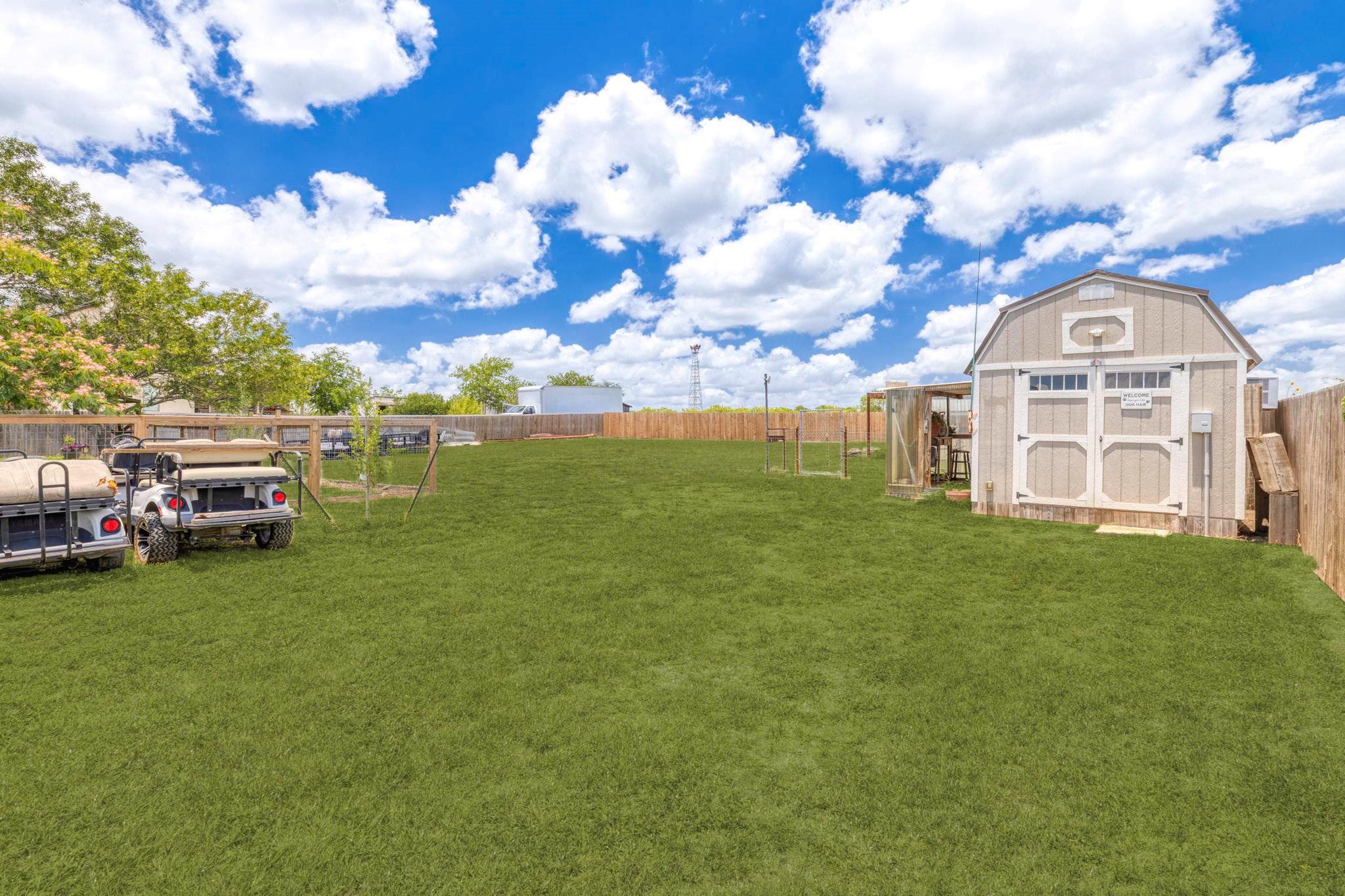 1082 Black Ankle Rd, Lockhart, TX 78644