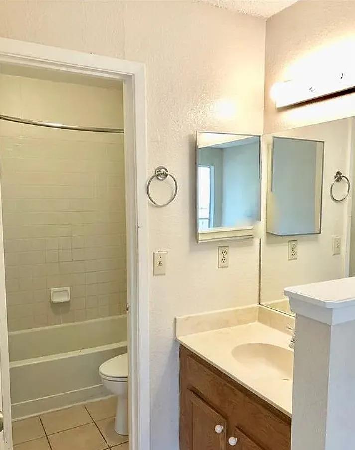 319 GREENLAWN Blvd, Round Rock, TX 78664