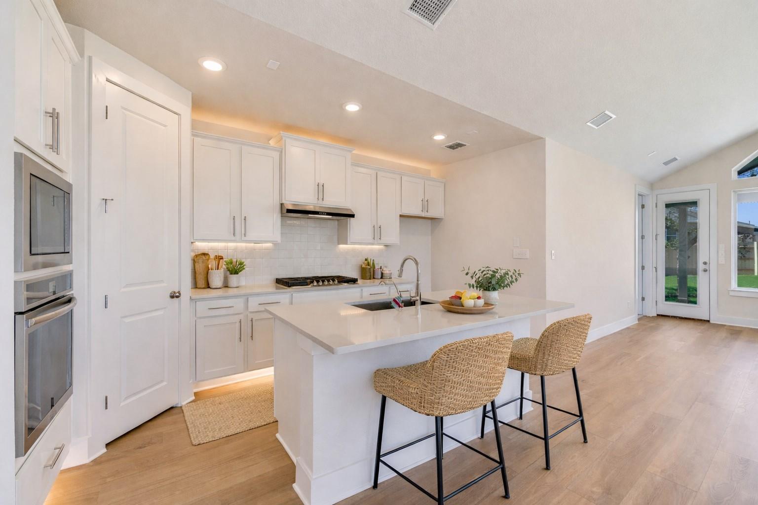 427 Fountain Grass Dr, San Marcos, TX 78666
