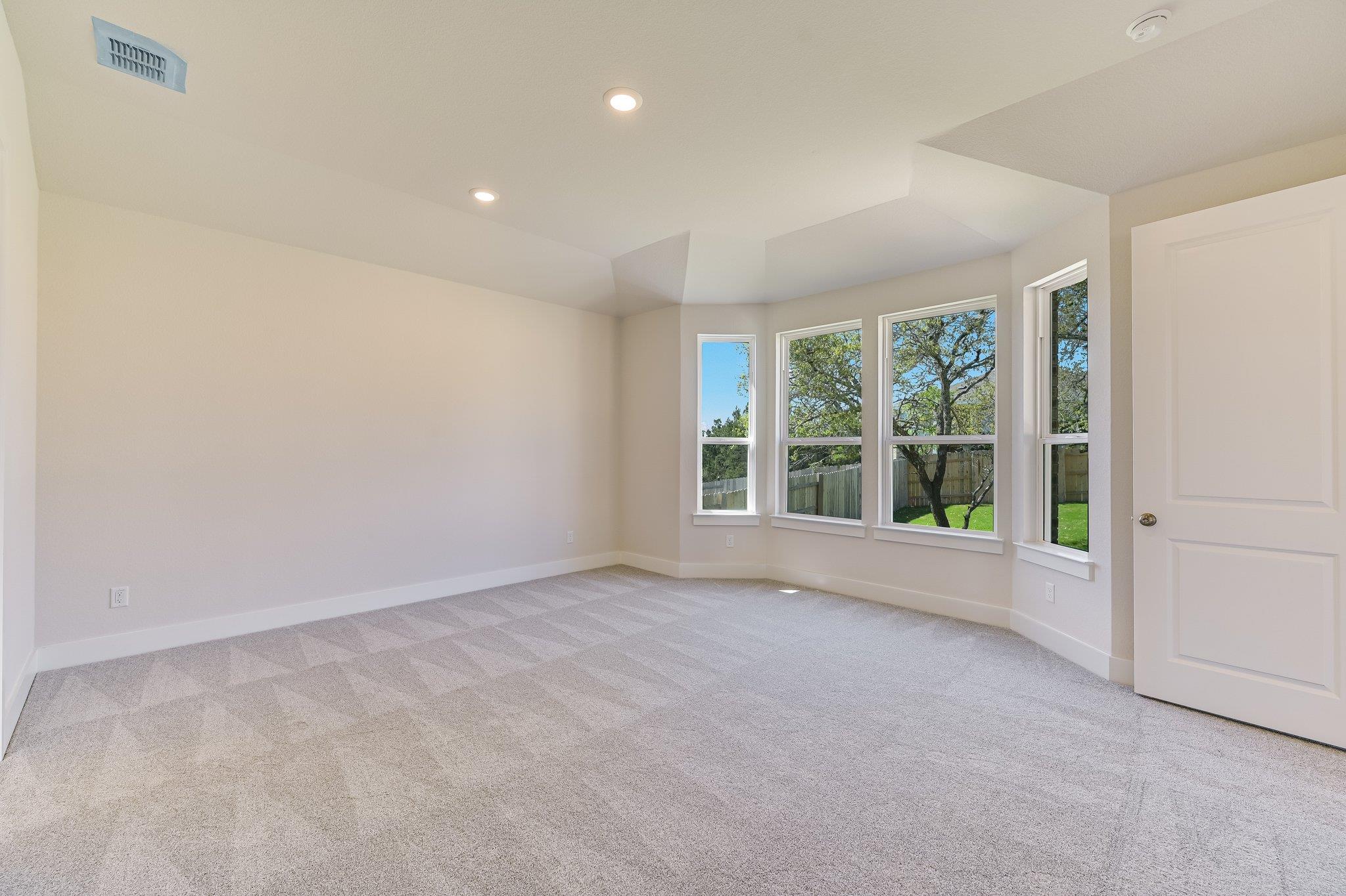 427 Fountain Grass Dr, San Marcos, TX 78666