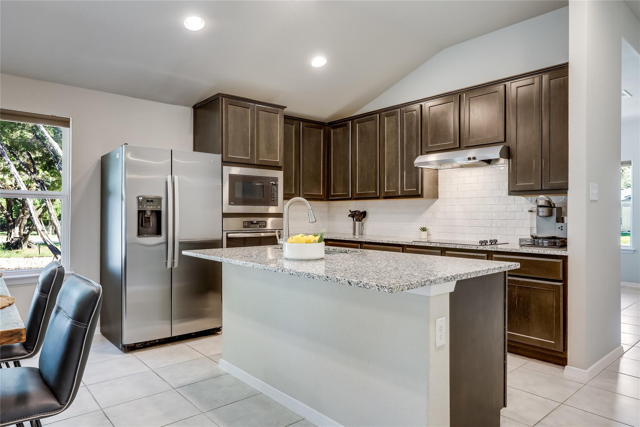 1901 Owens Ln, Lago Vista, TX 78645