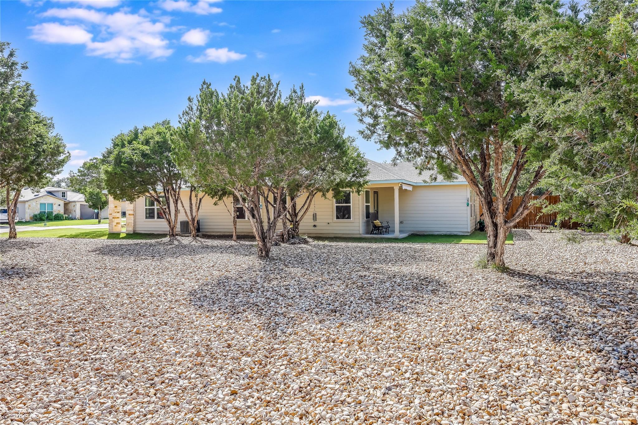 1901 Owens Ln, Lago Vista, TX 78645