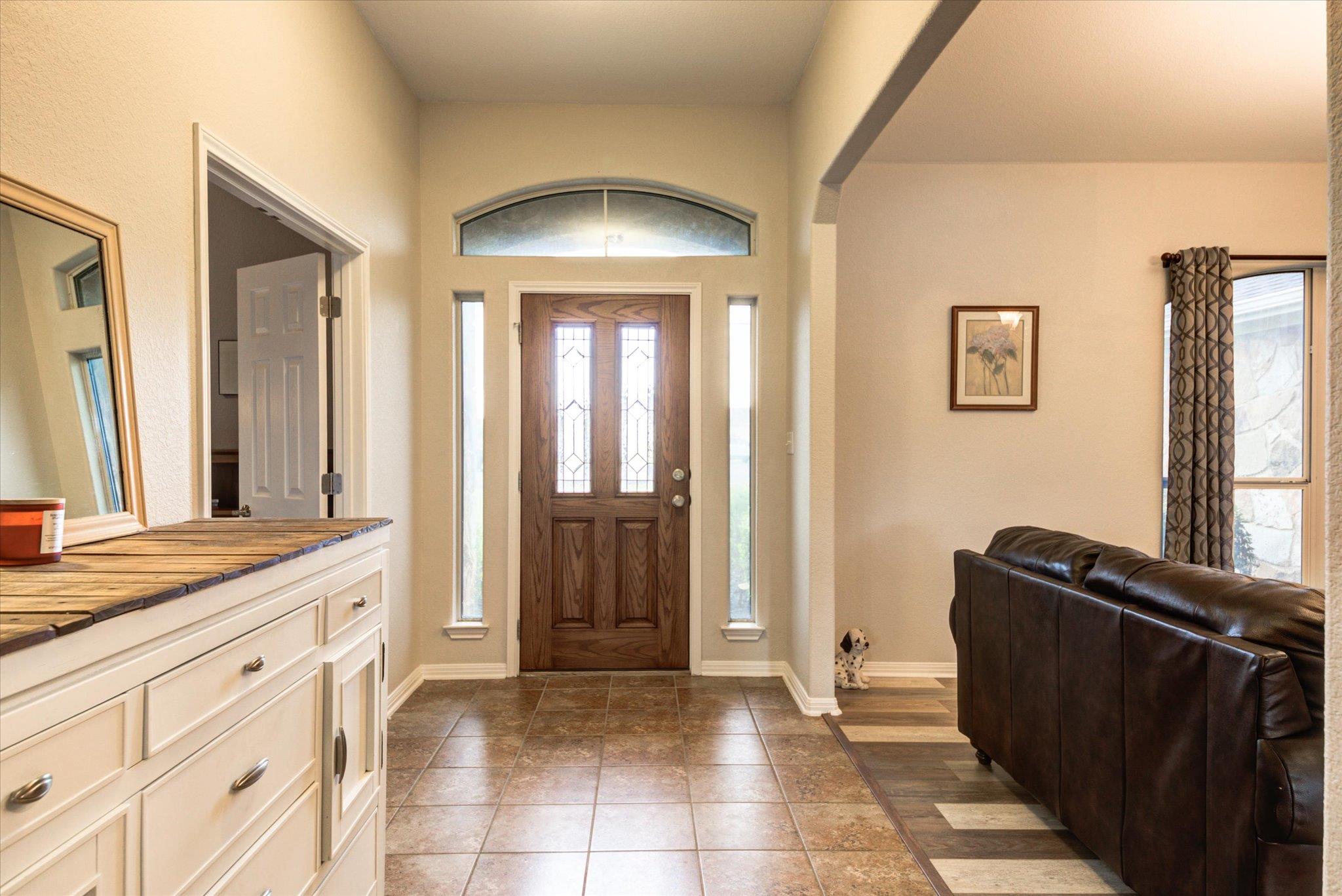 109 S Santa Fe Trl, Liberty Hill, TX 78642