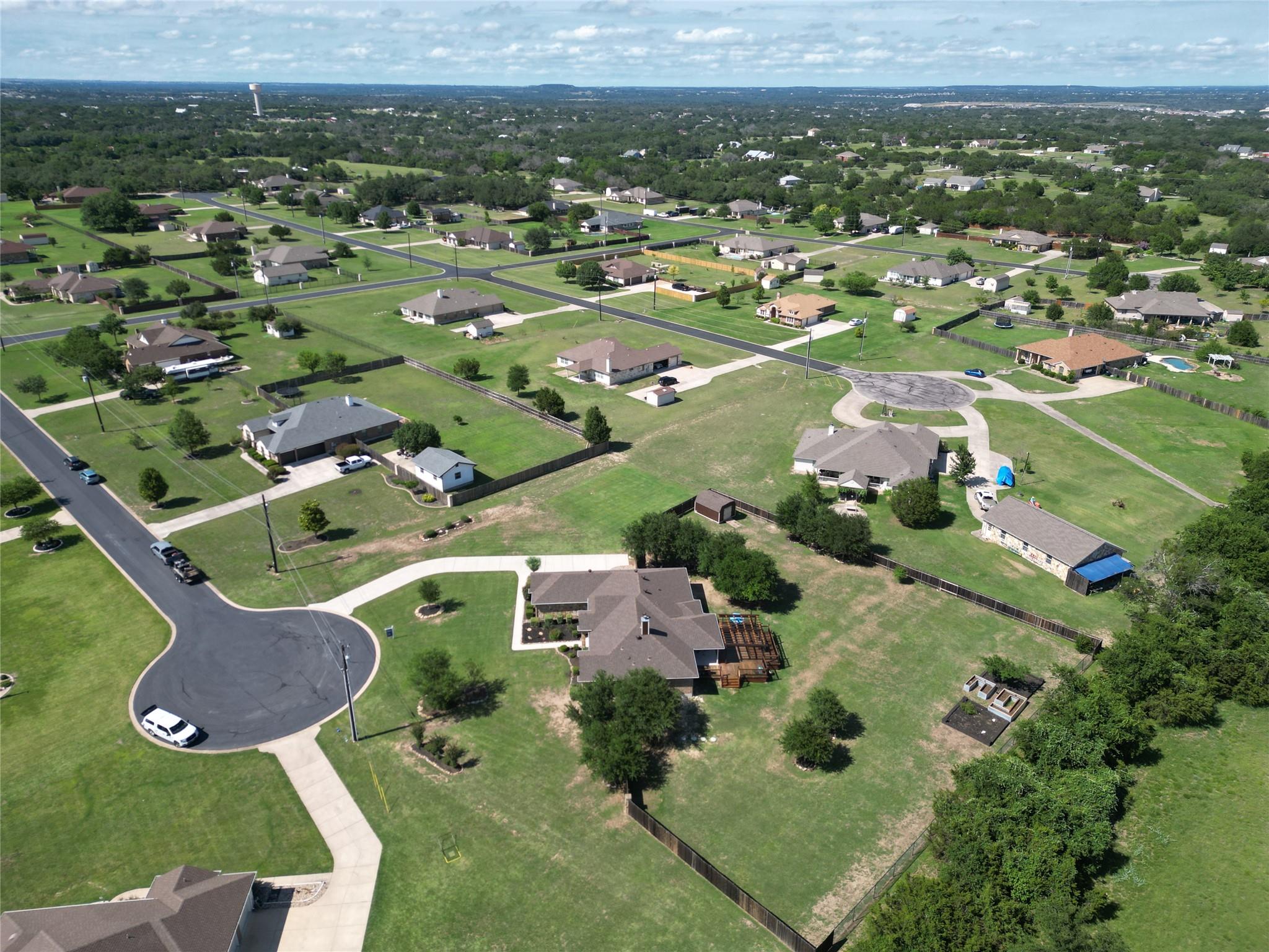 109 S Santa Fe Trl, Liberty Hill, TX 78642