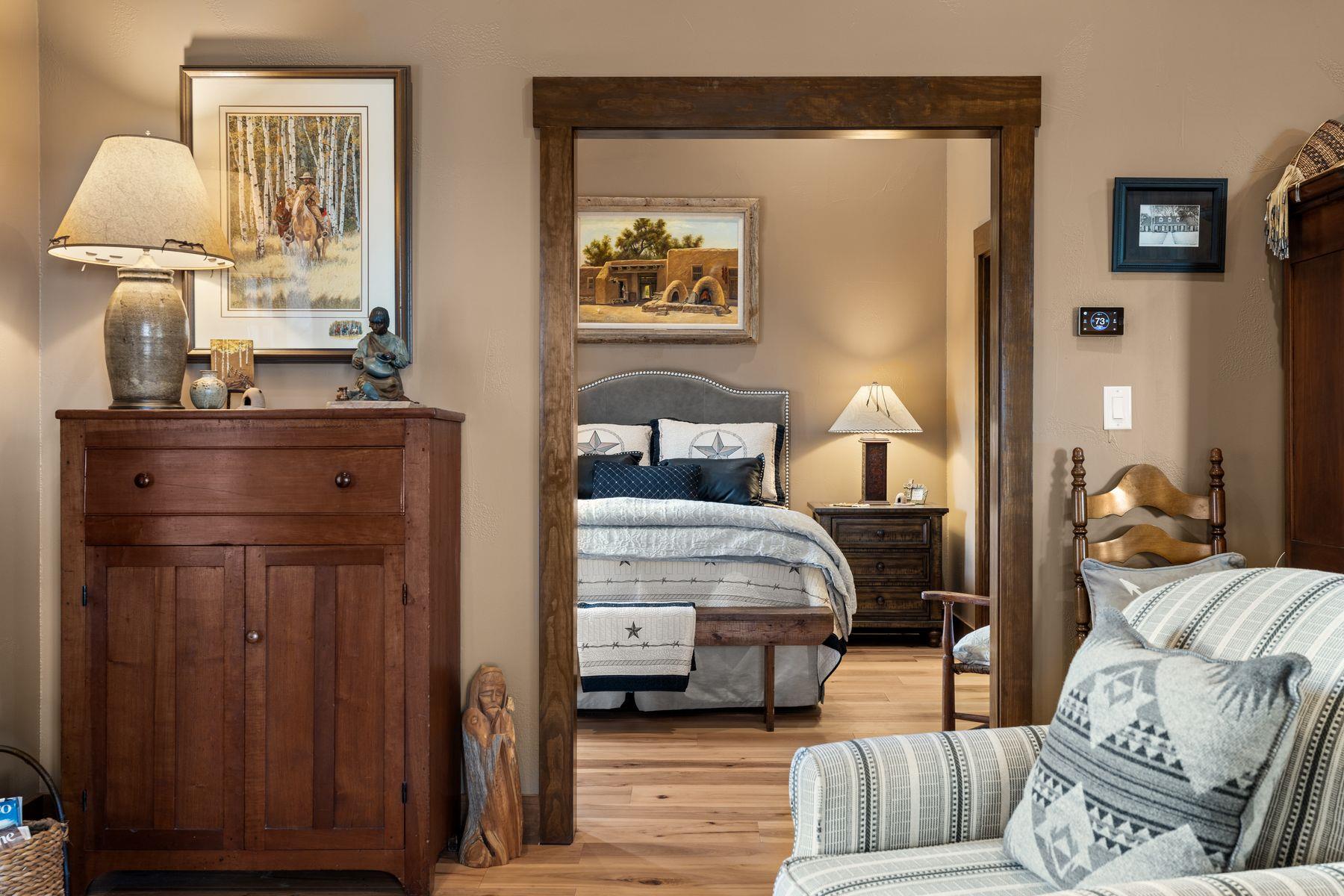115 Trophy Oak Pt, Fredericksburg, TX 78624