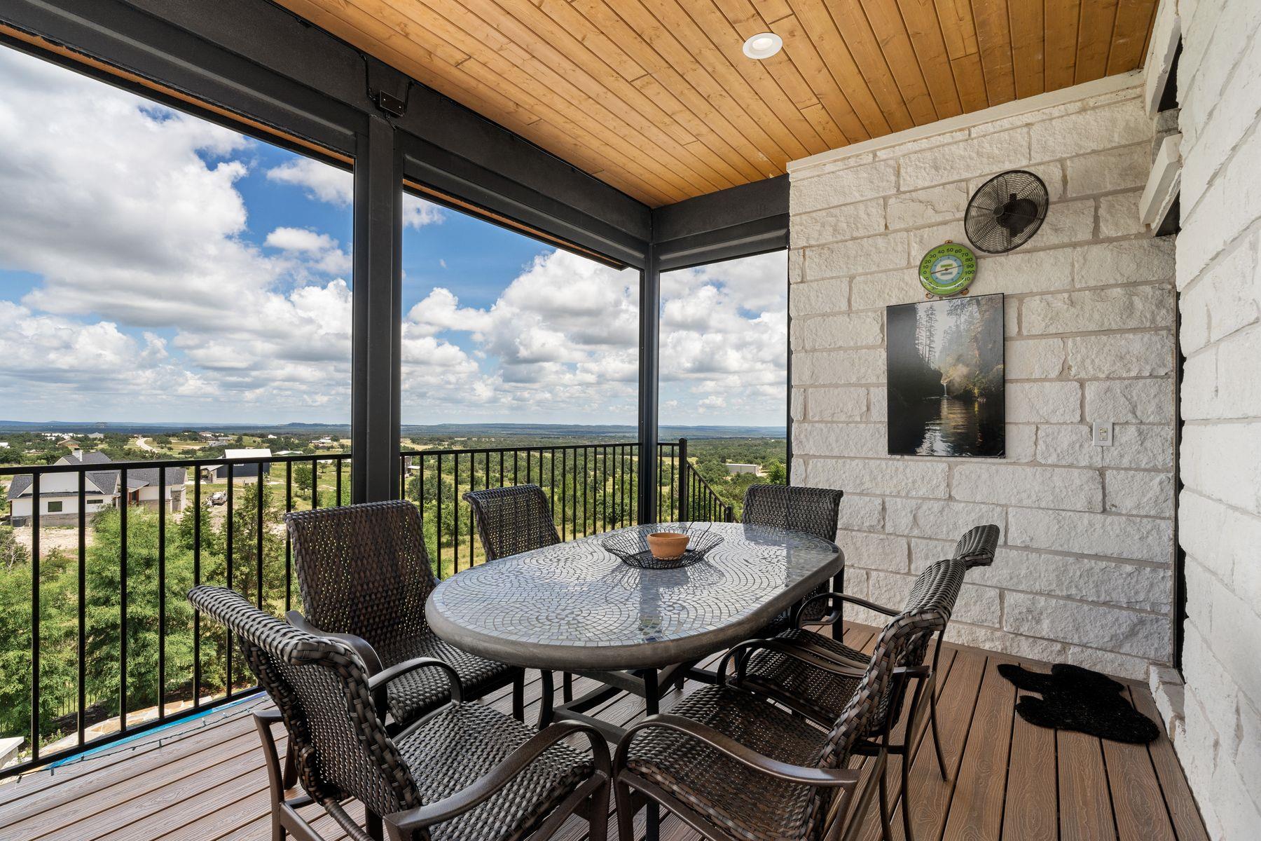 115 Trophy Oak Pt, Fredericksburg, TX 78624