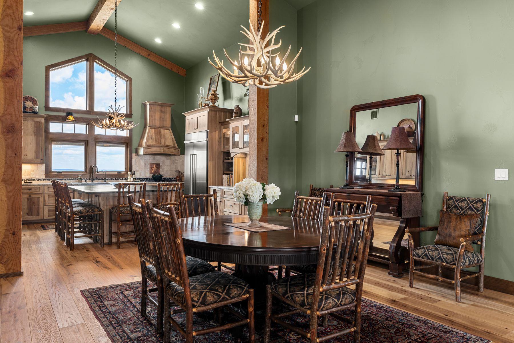 115 Trophy Oak Pt, Fredericksburg, TX 78624