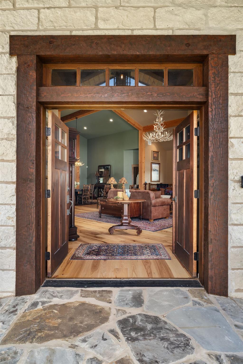 115 Trophy Oak Pt, Fredericksburg, TX 78624