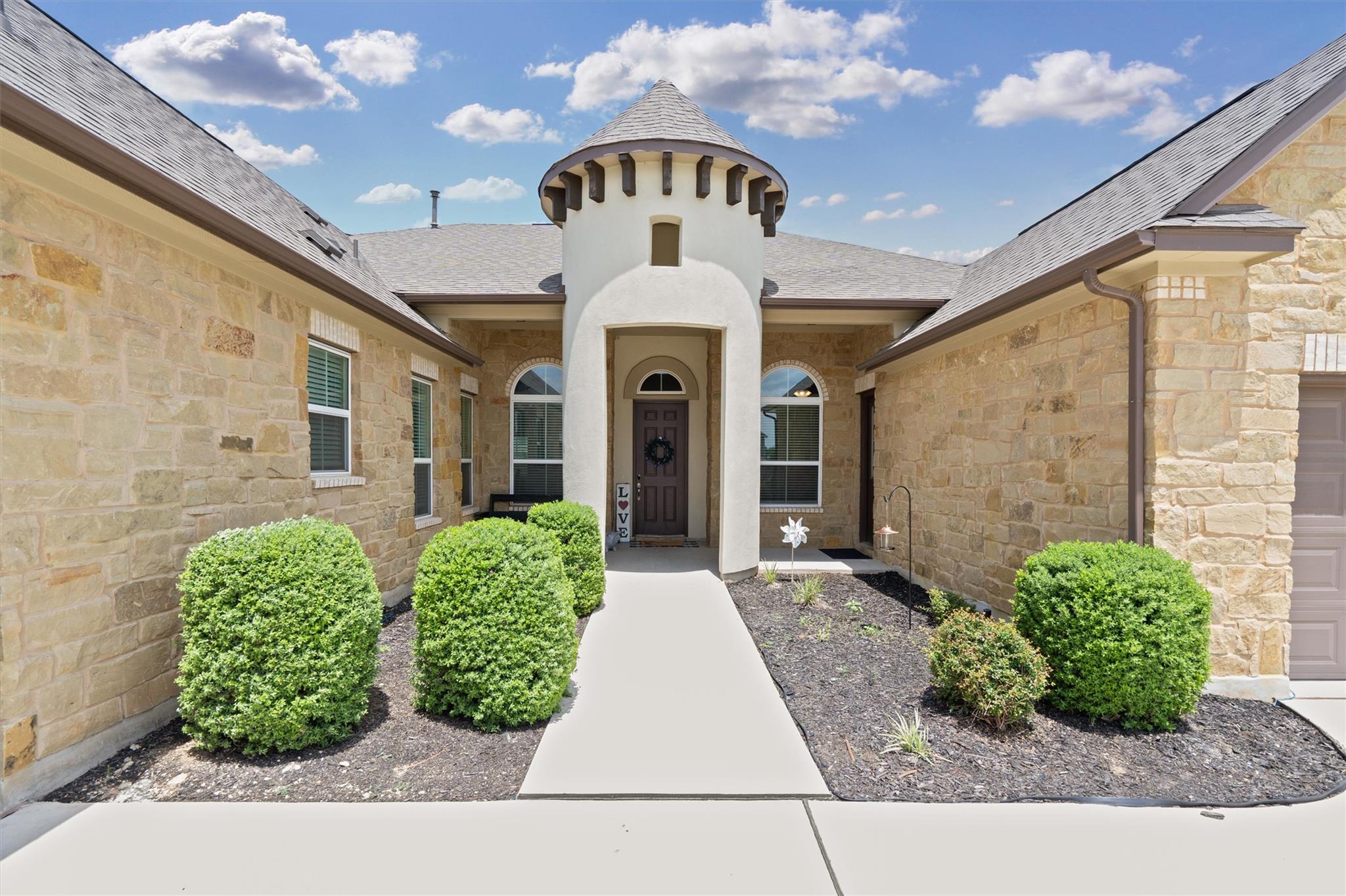 3600 Twinspur St, Leander, TX 78641