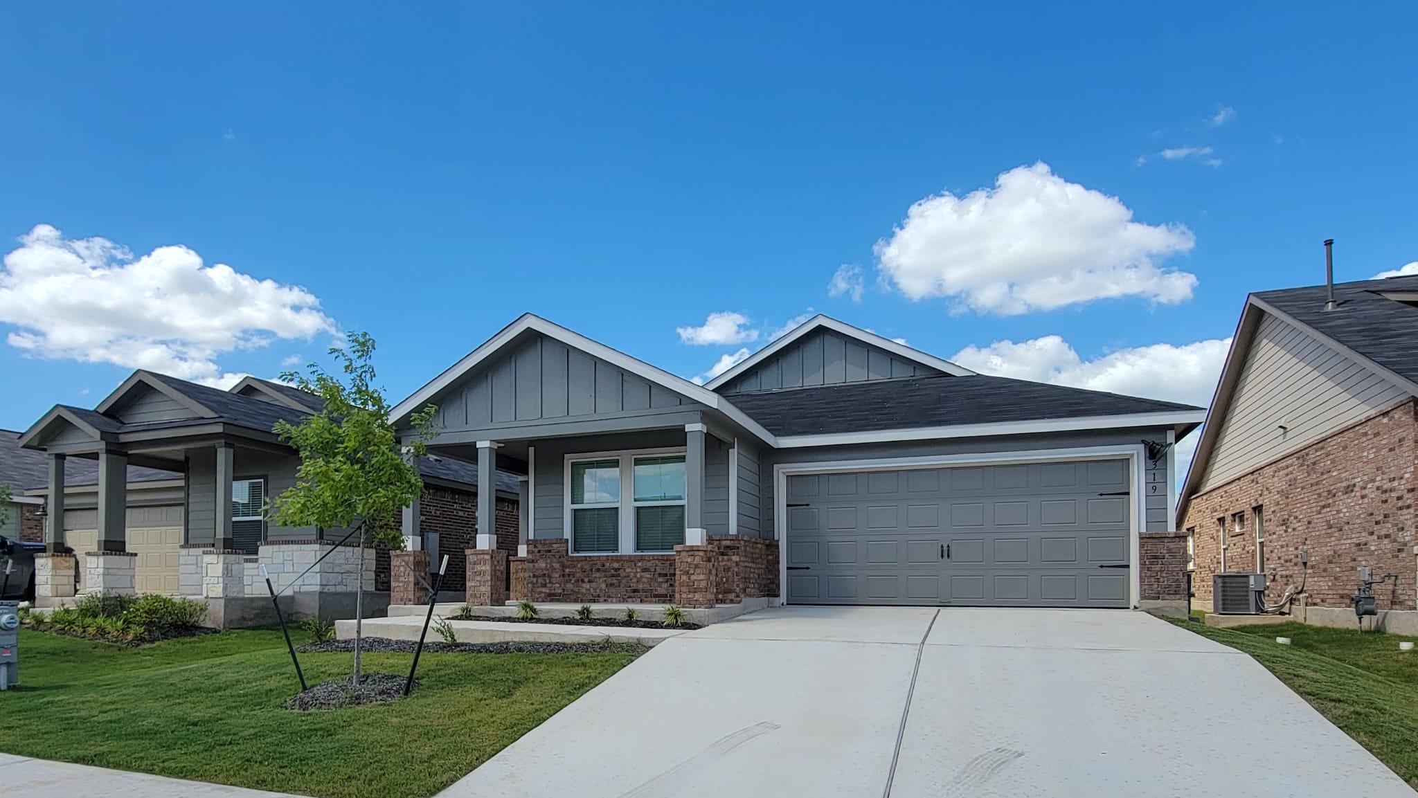 319 Alamito Ave, Kyle, TX 78640