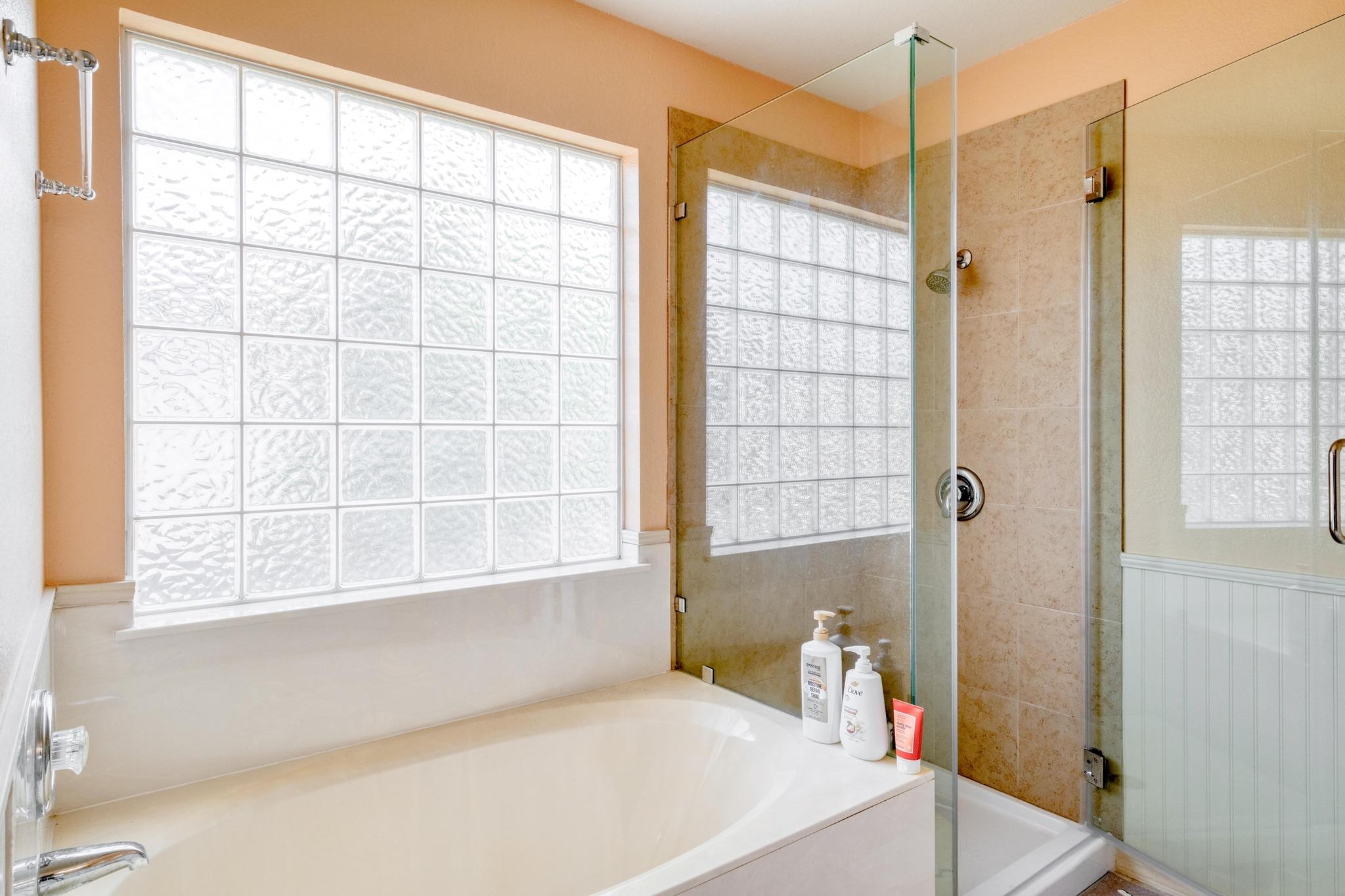 1716 Barilla Mountain Trl, Round Rock, TX 78664