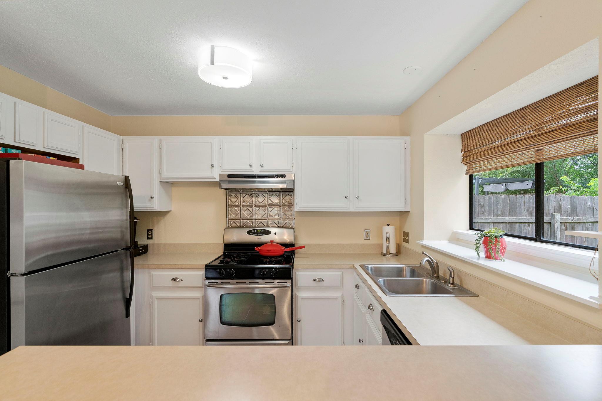 3008 Siskin Dr, Austin, TX 78745
