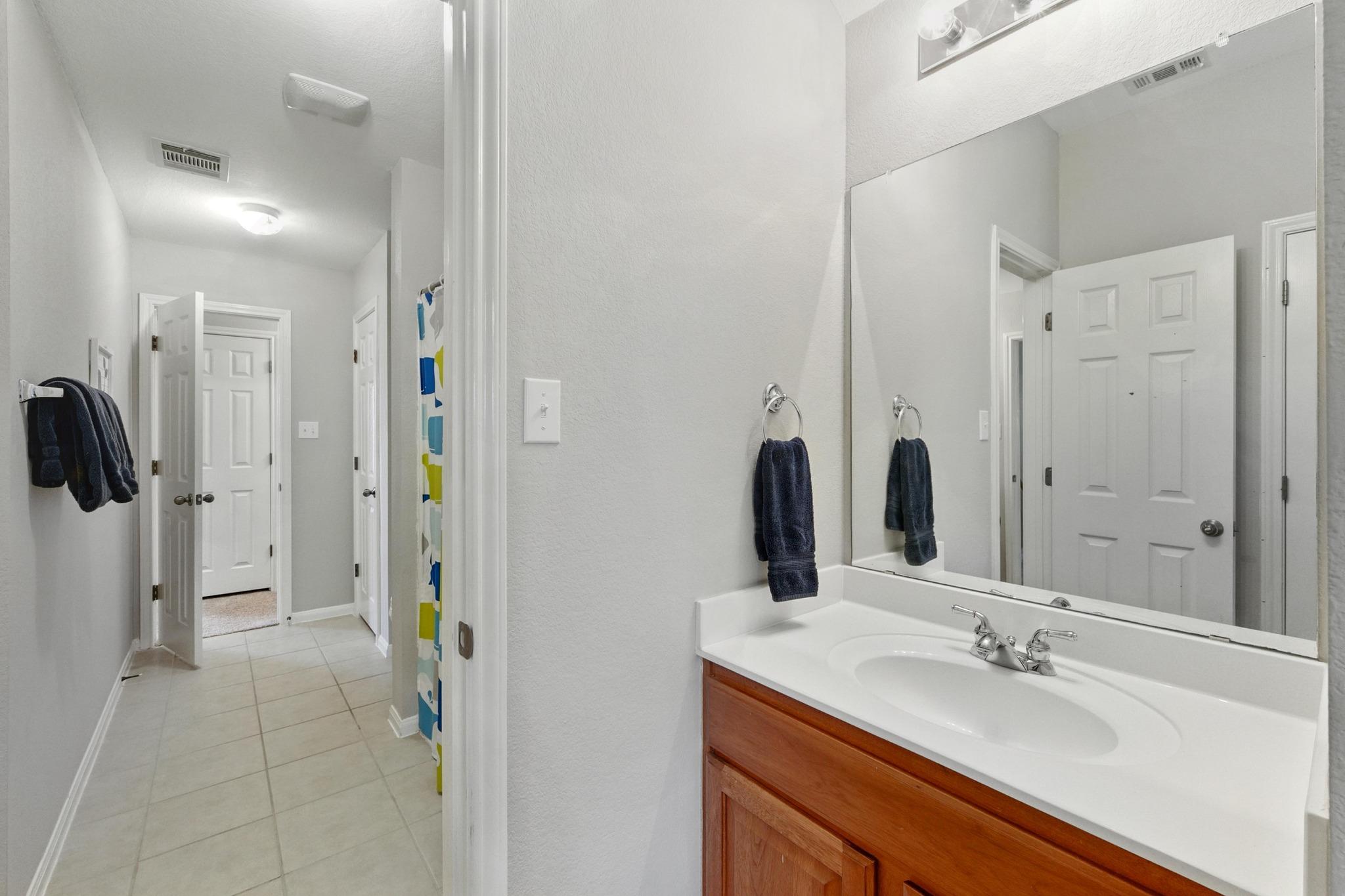 909 Rochester Castle Way, Pflugerville, TX 78660