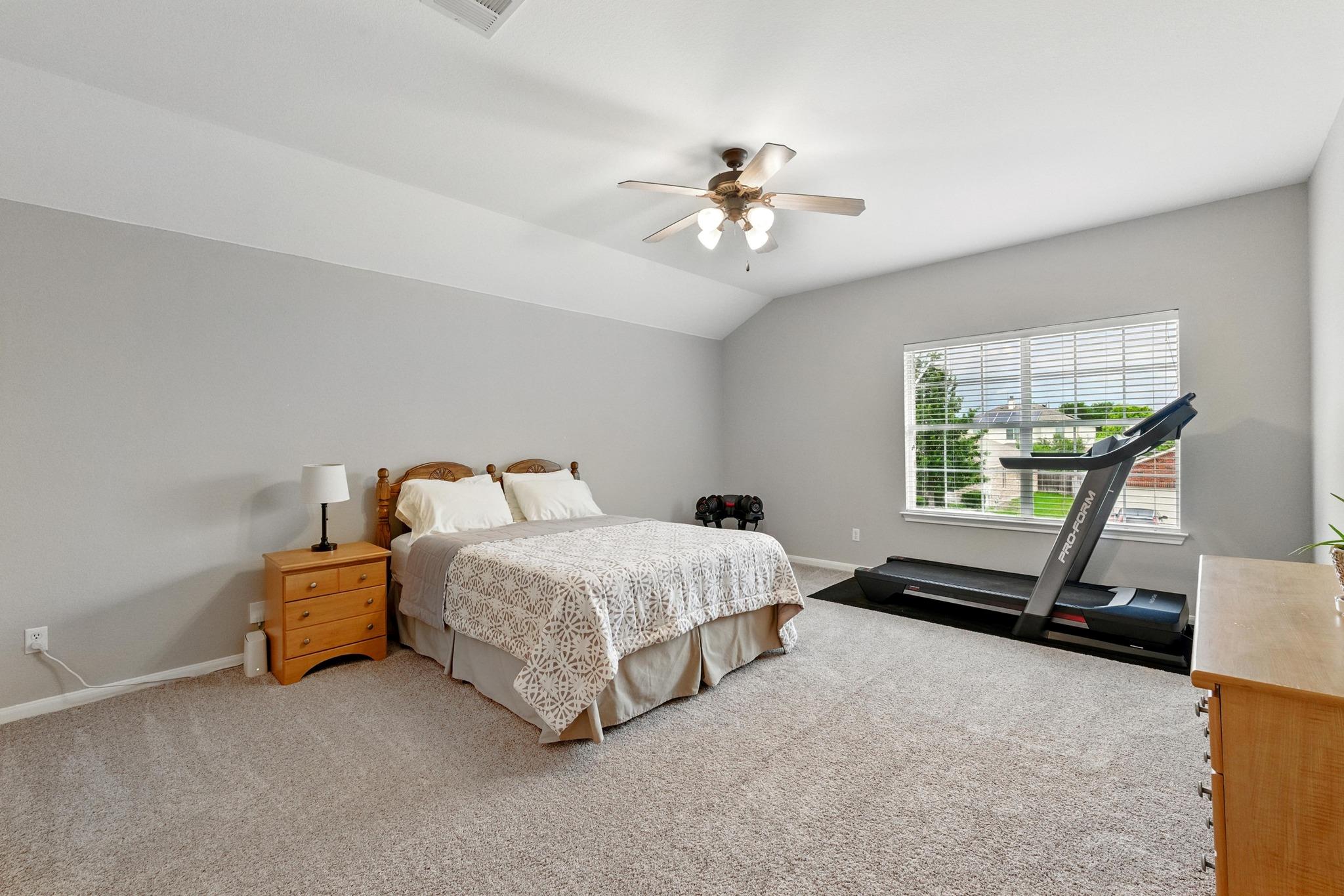909 Rochester Castle Way, Pflugerville, TX 78660