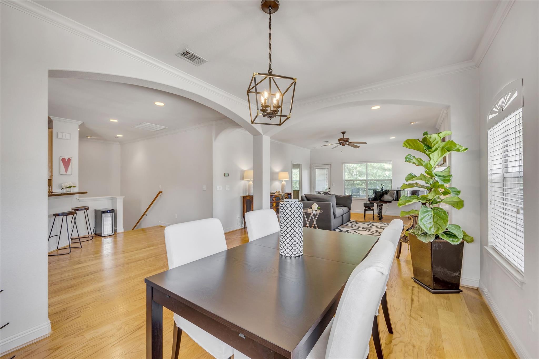 5511 Oakwood Cv # B, Austin, TX 78731