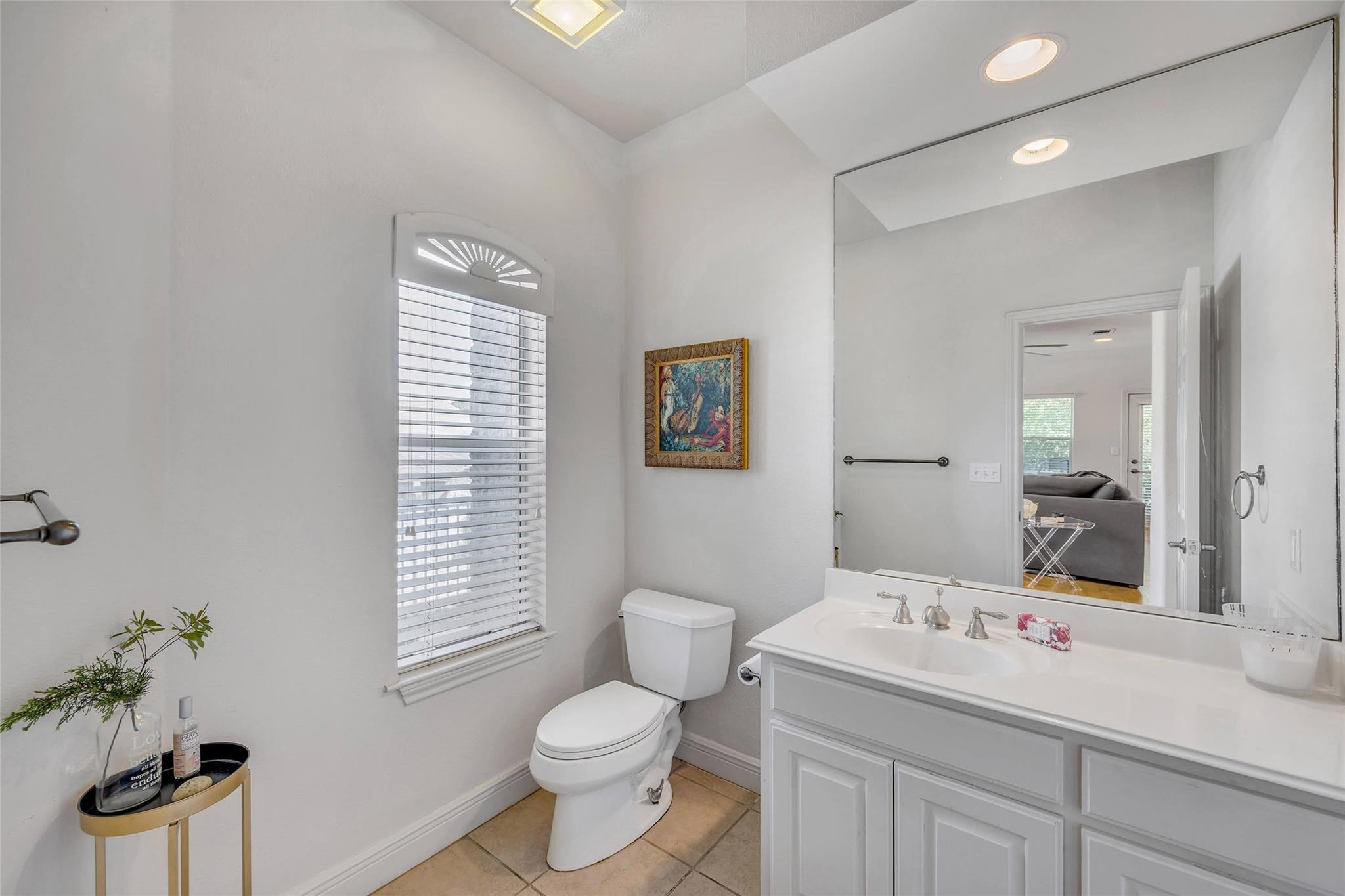 5511 Oakwood Cv # B, Austin, TX 78731