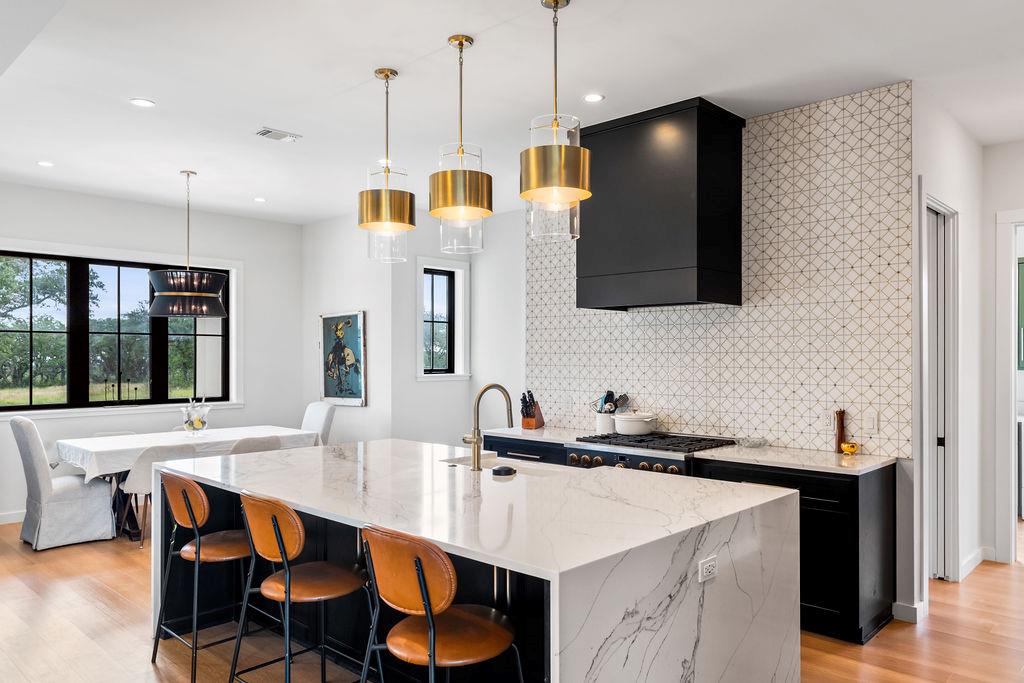 813 Verde Vista Dr, Wimberley, TX 78676