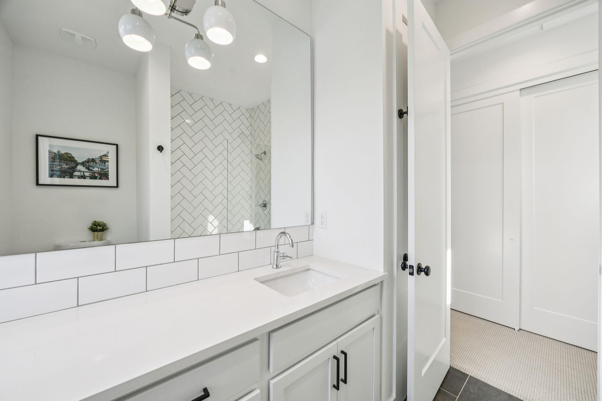 5703 Taunton Dr, Austin, TX 78723