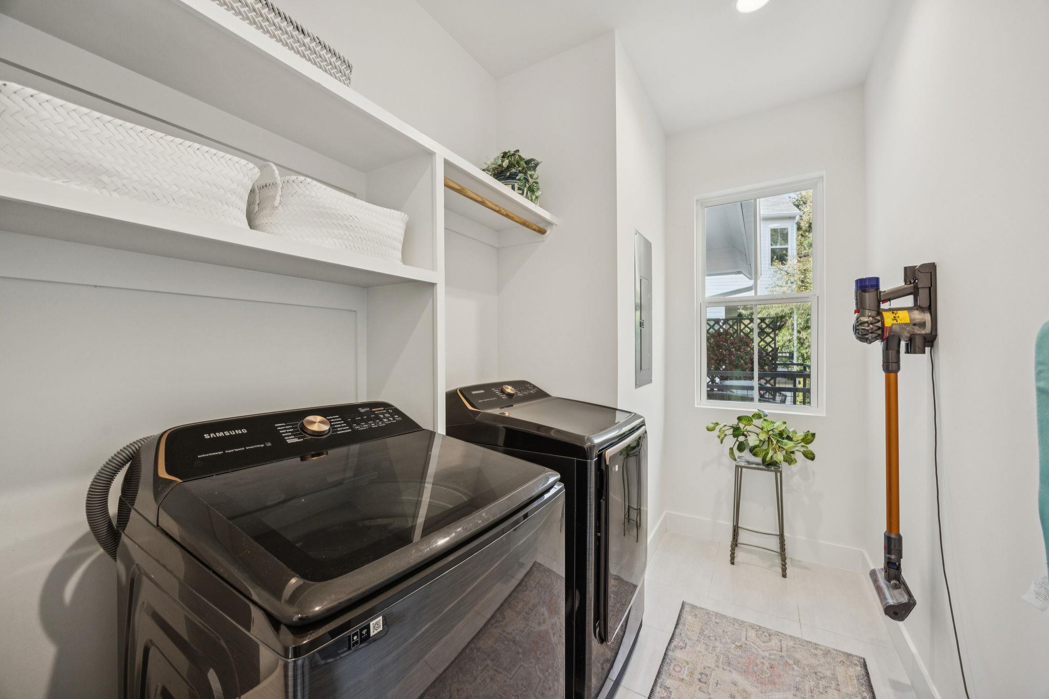 5703 Taunton Dr, Austin, TX 78723