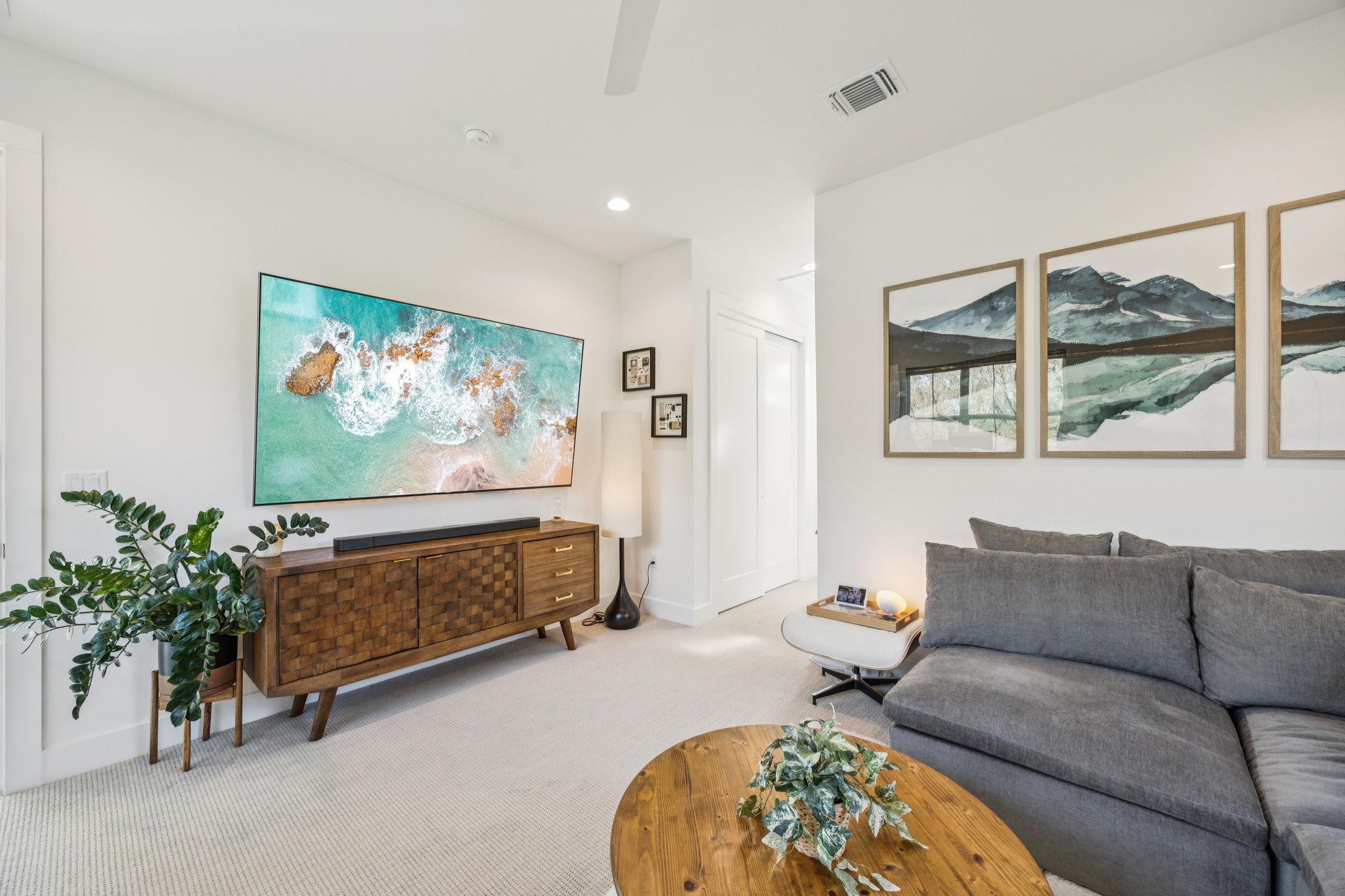 5703 Taunton Dr, Austin, TX 78723