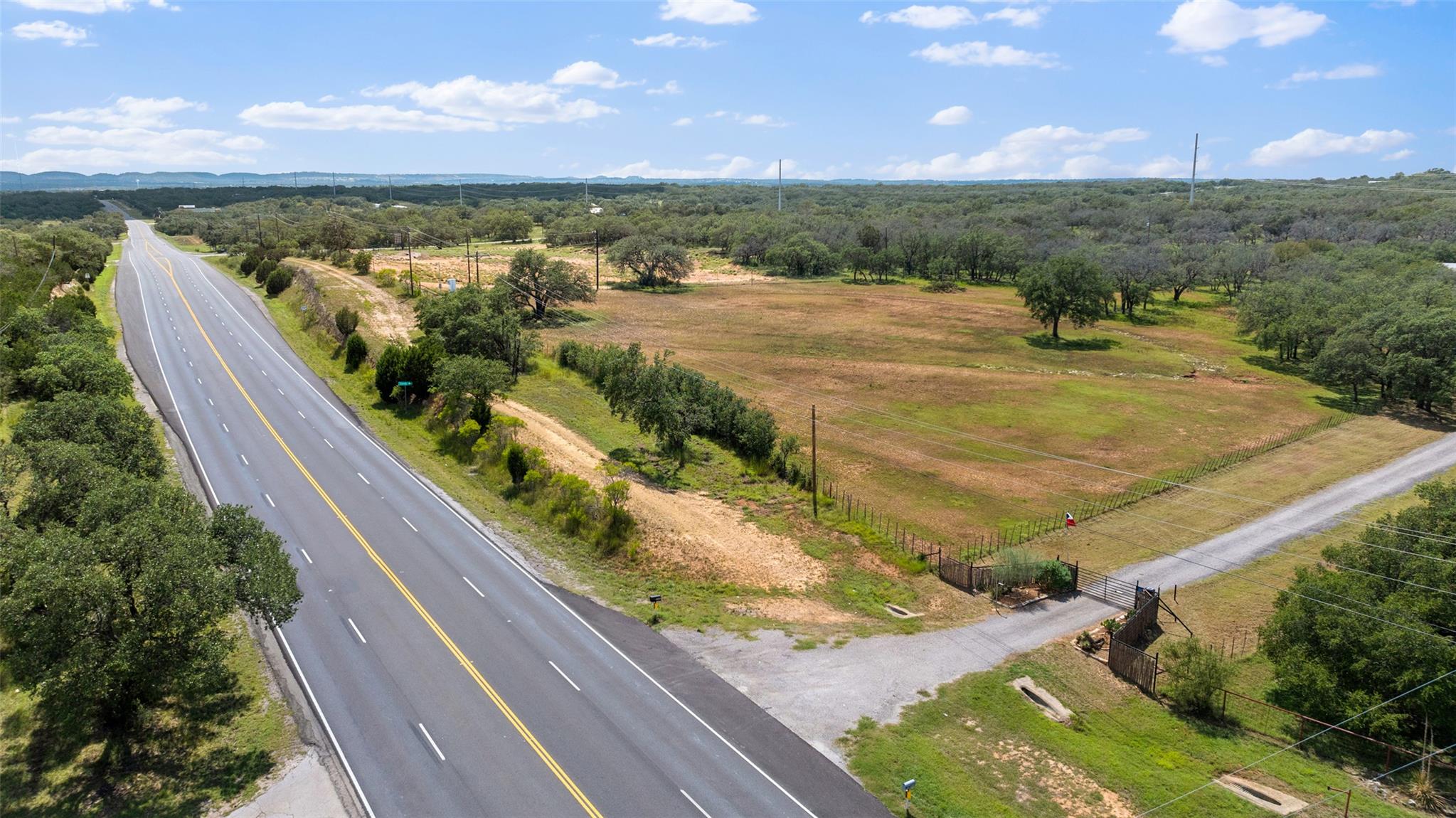 2631 N US Hwy 281, Johnson City, TX 78636