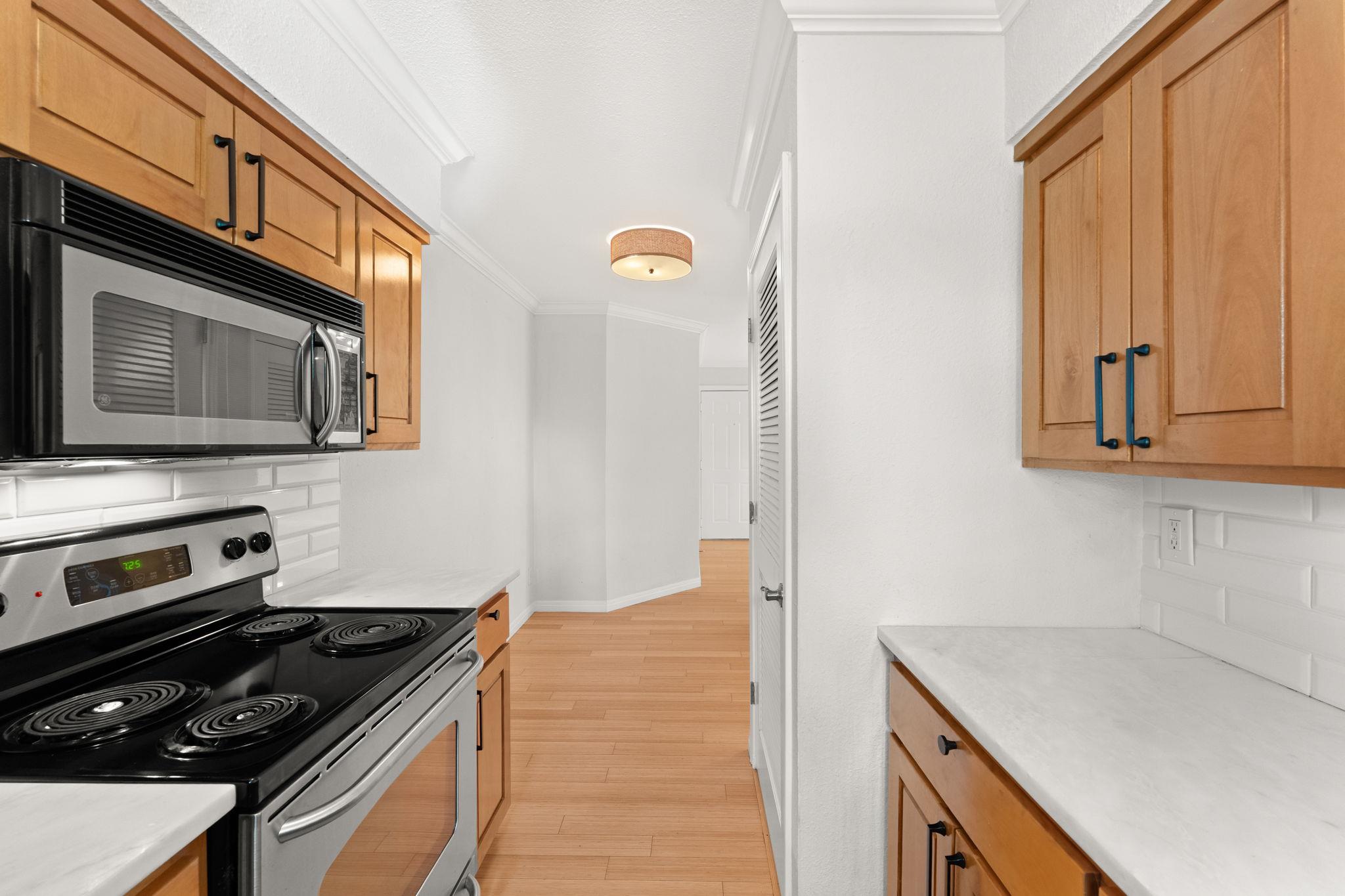 900 S Lamar Blvd # 304, Austin, TX 78704