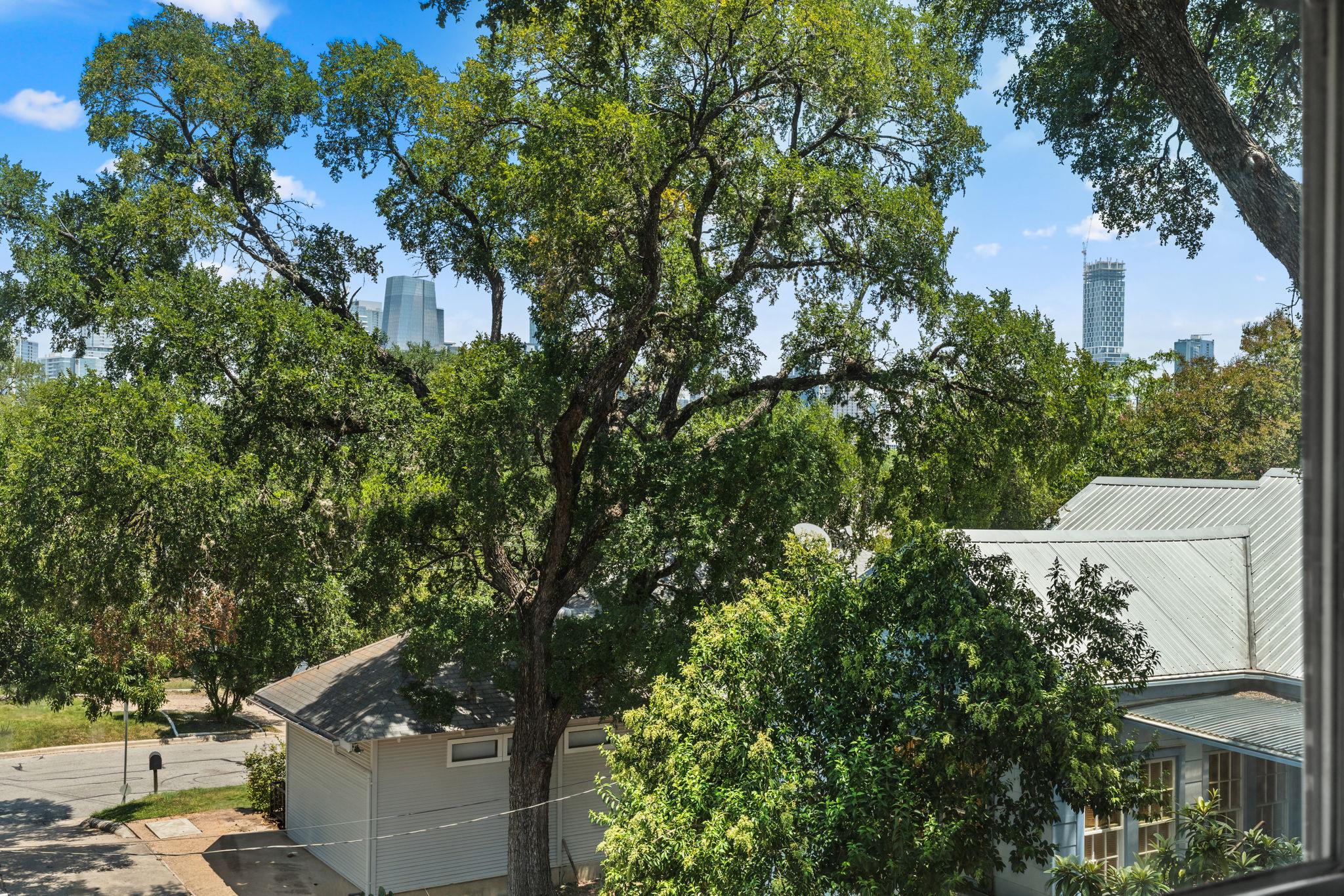 900 S Lamar Blvd # 304, Austin, TX 78704