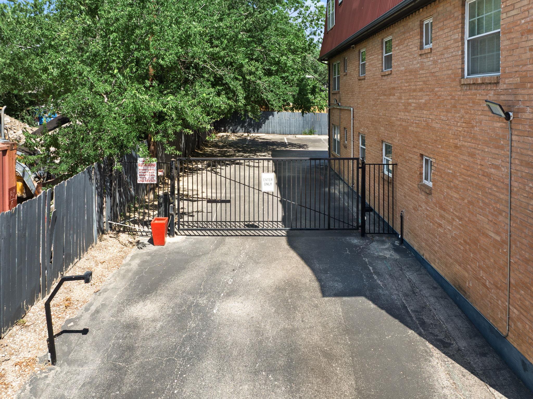 900 S Lamar Blvd # 304, Austin, TX 78704