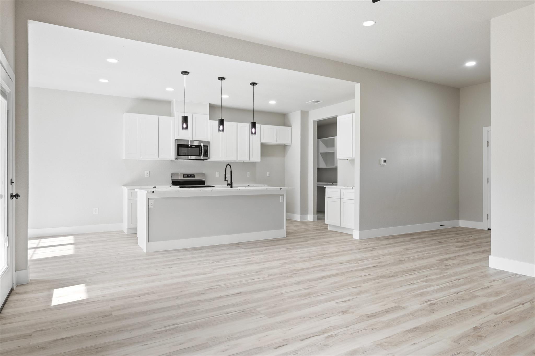 109 Sweet Clover Way, Johnson City, TX 78636