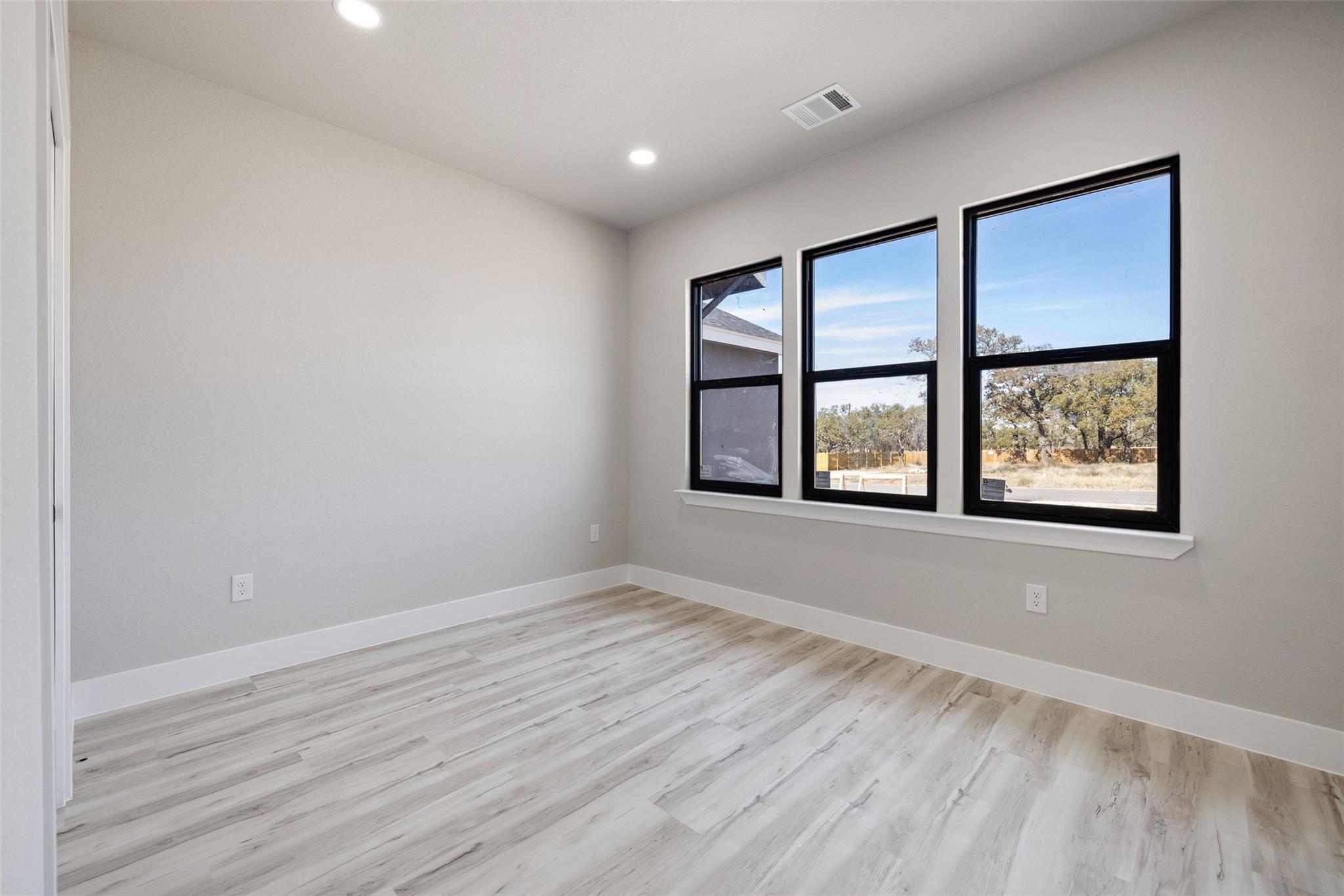 109 Sweet Clover Way, Johnson City, TX 78636