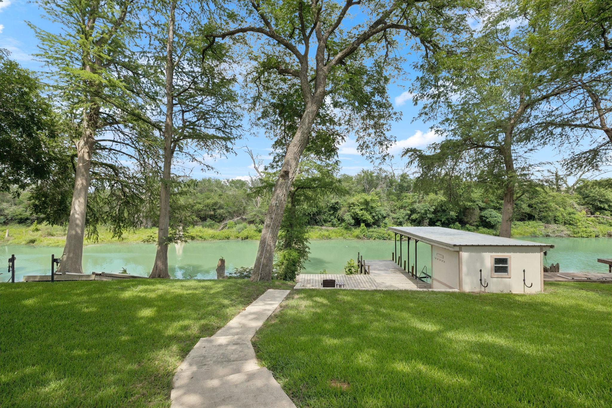 180 Wampum Way, Seguin, TX 78155