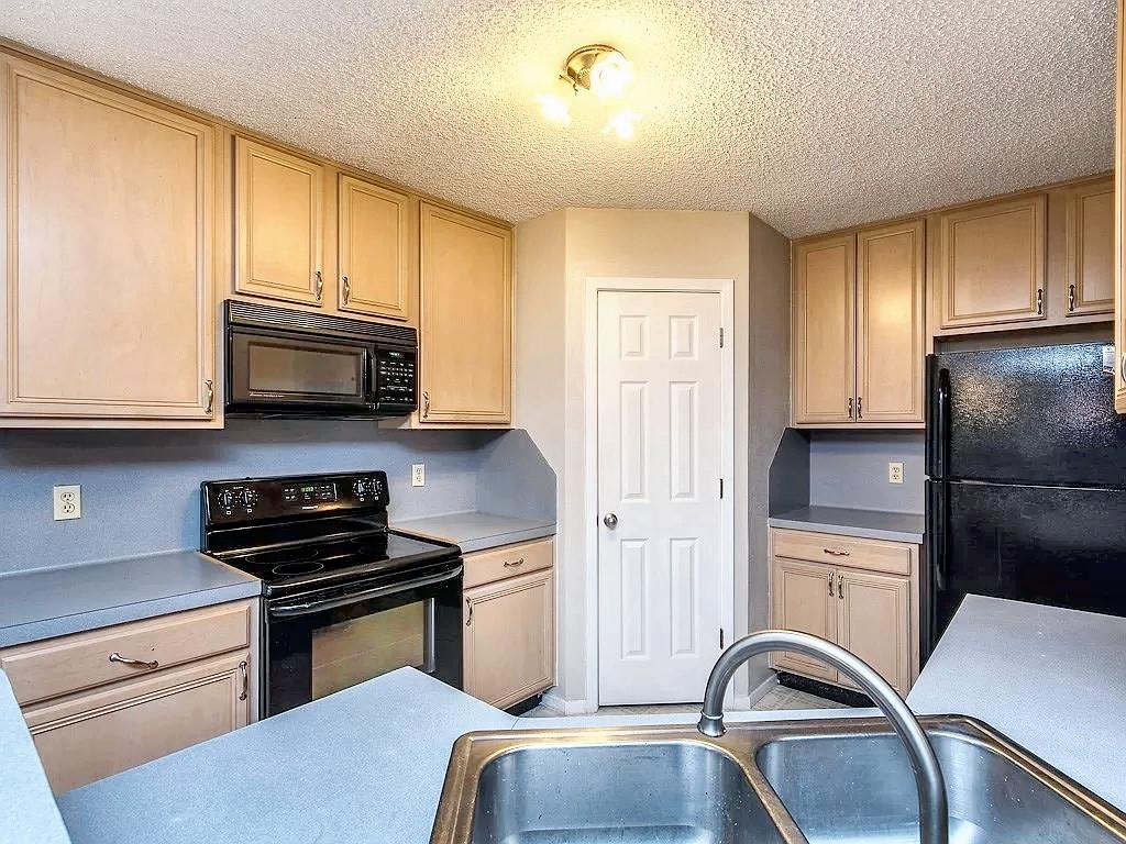 1810 Ramona Cir, San Marcos, TX 78666