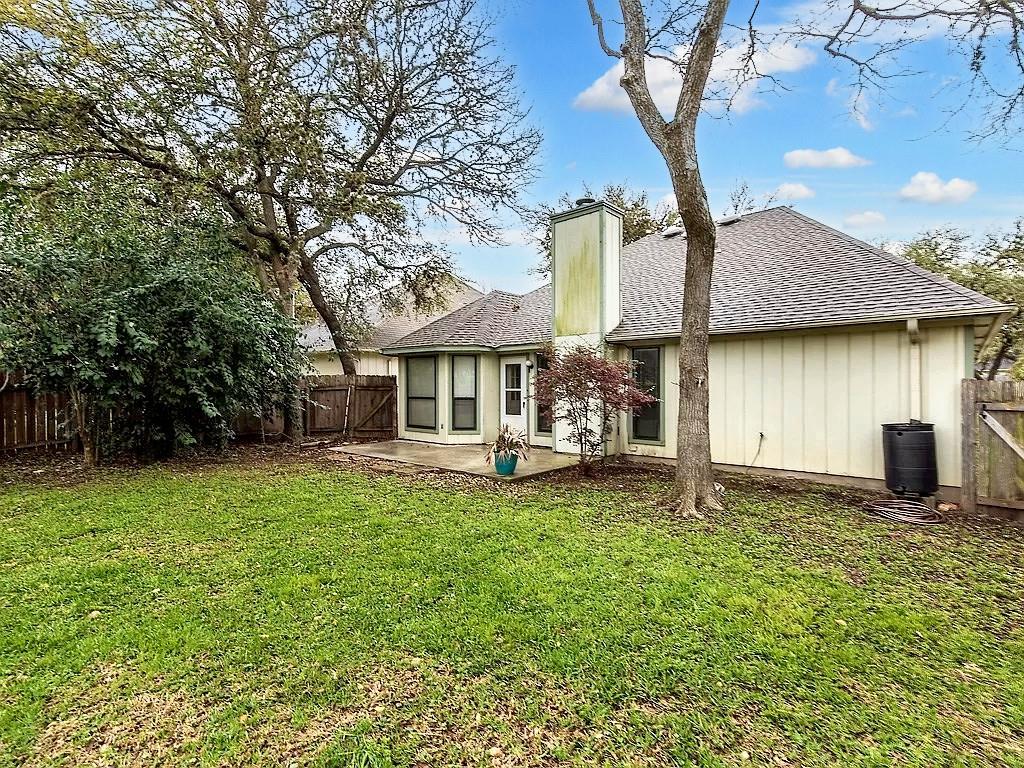 1810 Ramona Cir, San Marcos, TX 78666