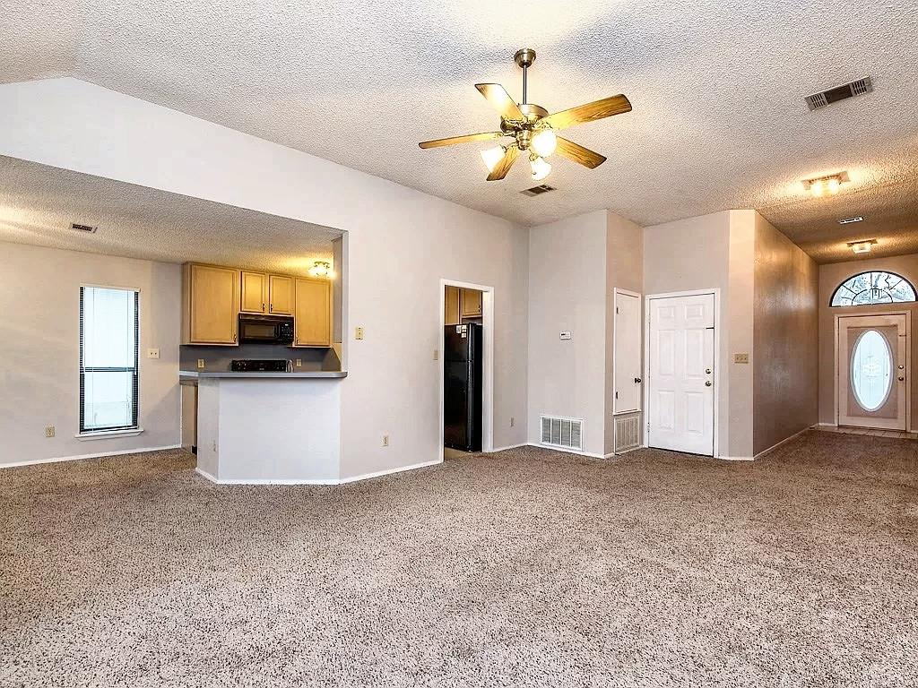 1810 Ramona Cir, San Marcos, TX 78666