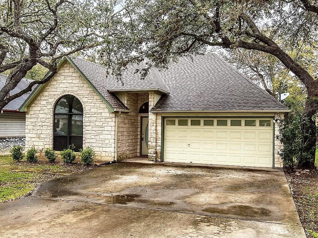 1810 Ramona Cir, San Marcos, TX 78666
