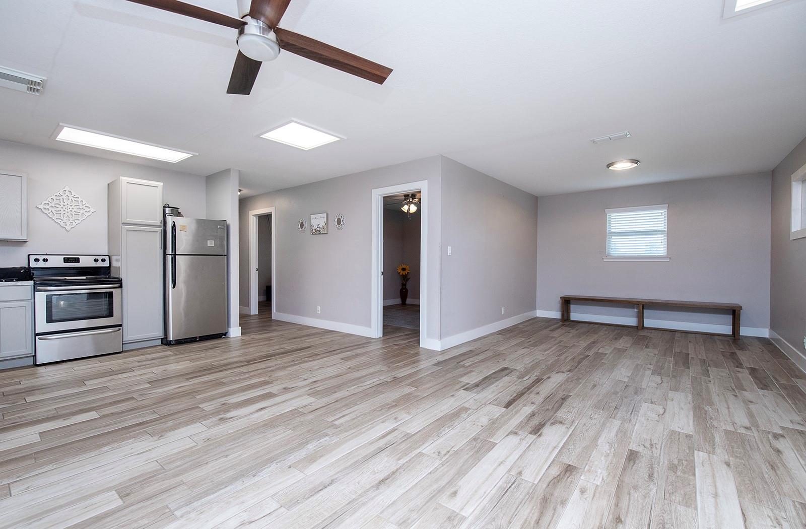 150 W Fm 487, Jarrell, TX 76537
