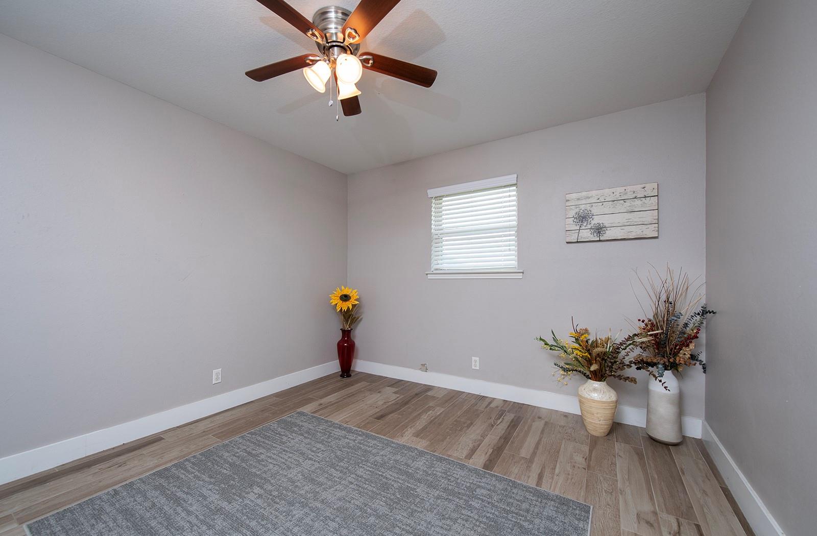 150 W Fm 487, Jarrell, TX 76537